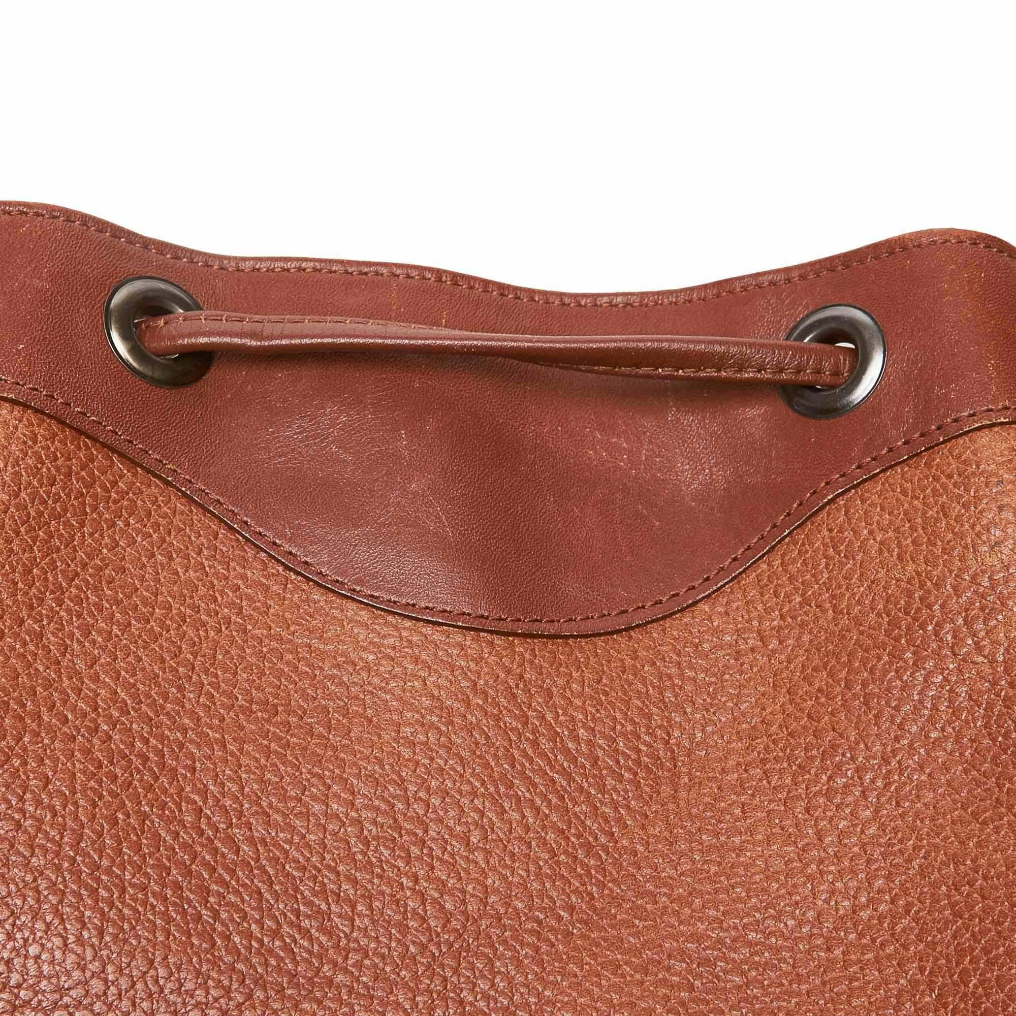 Vintage Authentic Burberry Brown Leather Bucket Bag United Kingdom MEDIUM For Sale 4