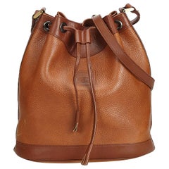 Vintage Authentic Burberry Brown Leather Bucket Bag United Kingdom MEDIUM 