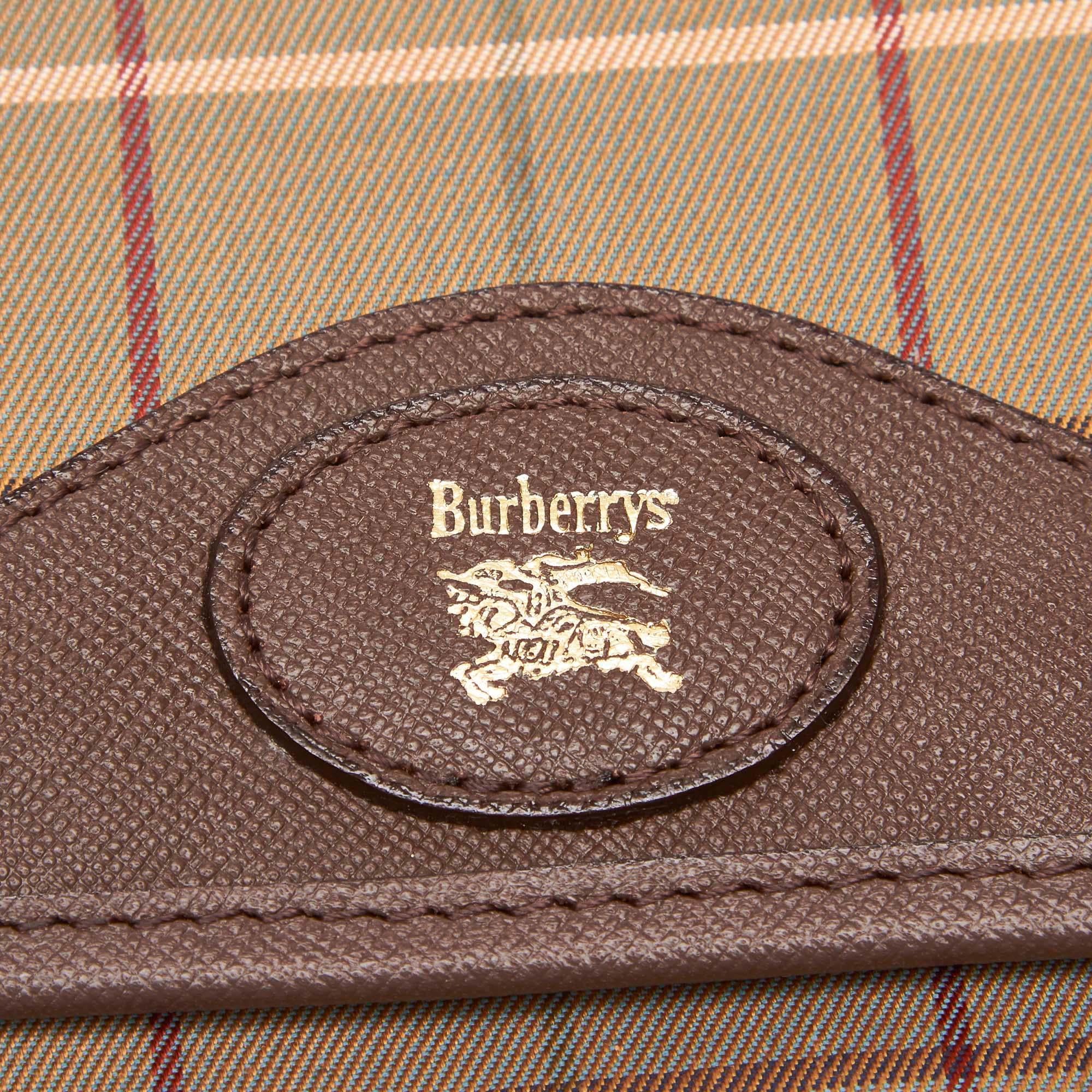 Vintage Authentic Burberry Brown Plaid Clutch Bag United Kingdom w Box SMALL  For Sale 2