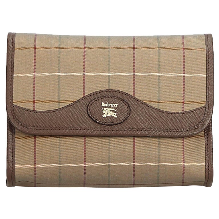 Vintage Authentic Burberry Brown Plaid Clutch Bag United Kingdom w Box  SMALL For Sale at 1stDibs