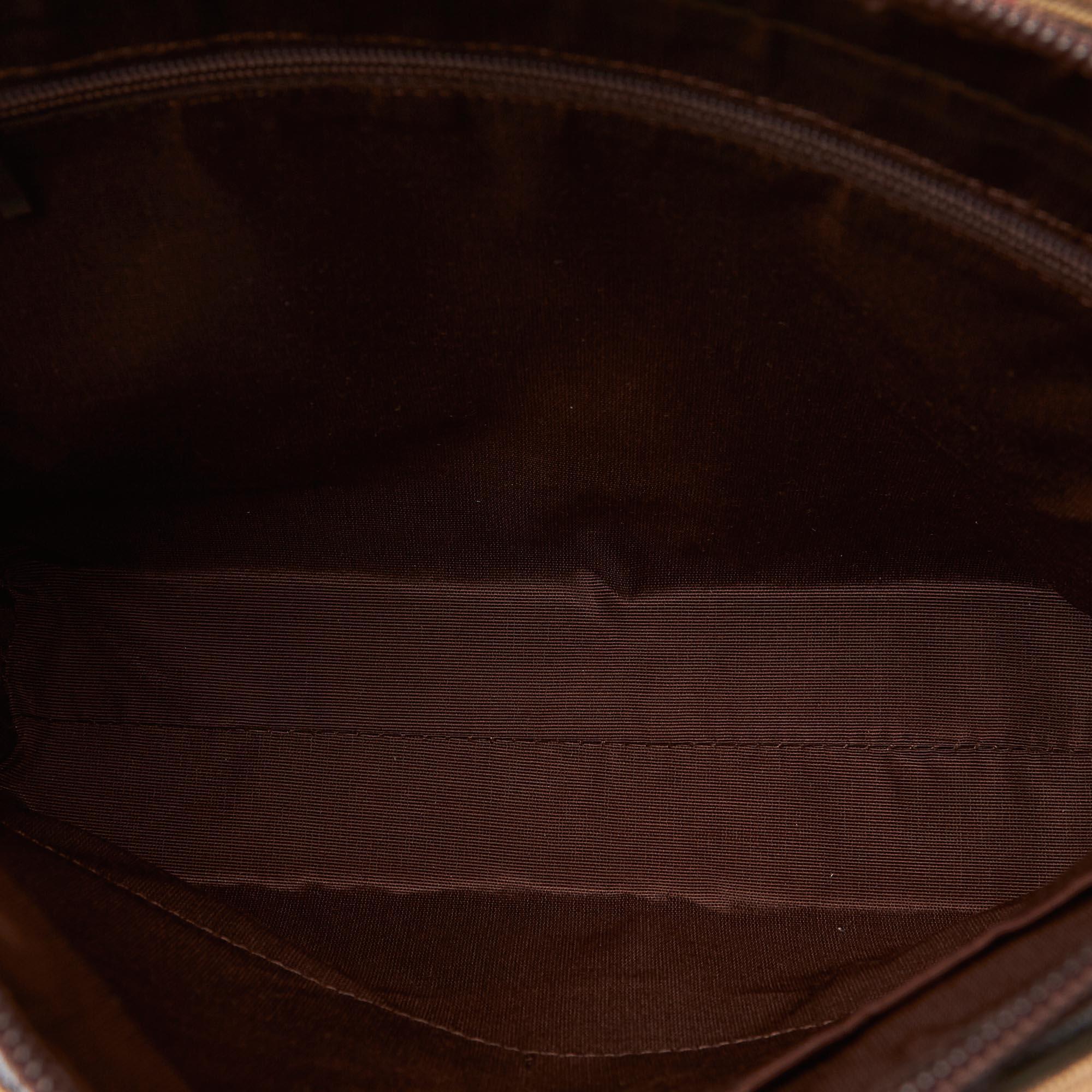 Women's Vintage Authentic Burberry Brown Plaid Tote Bag United Kingdom LARGE For Sale