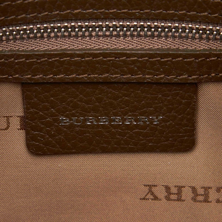 Vintage Authentic Burberry Gray Nylon Fabric Shoulder Bag United