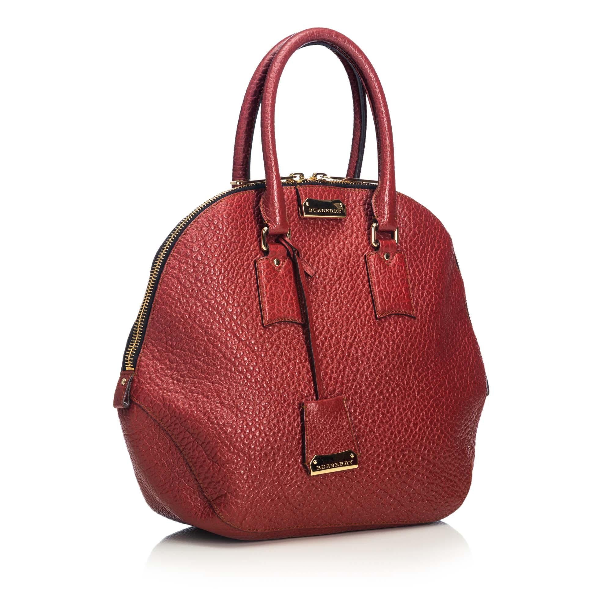 The Orchard handbag features a grained leather body, rolled handles, two way top zip closure and interior zip pocket. It carries as AB condition rating.

Inclusions: 
This item does not come with inclusions.

Dimensions:
Length: 40.00 cm
Width: