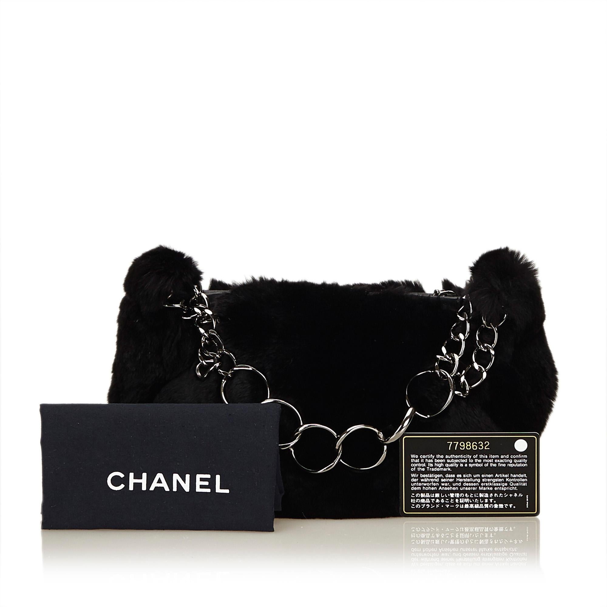 Vintage Authentic Chanel Chain Handbag w Dust Bag Authenticity Card MEDIUM  im Angebot 5
