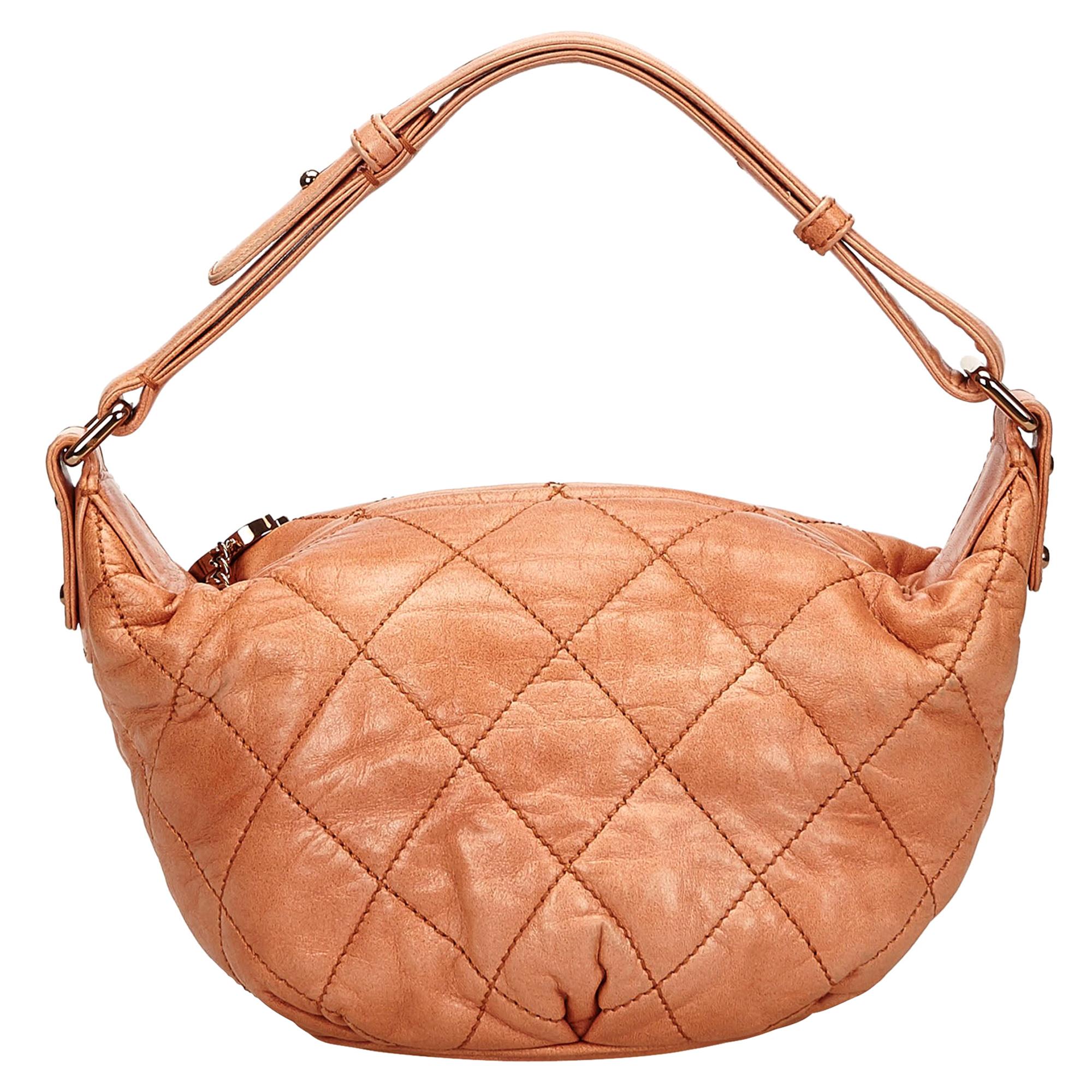 Vintage Authentic Chanel Leather Matelasse Surpique Handbag w Dust Bag MEDIUM  For Sale