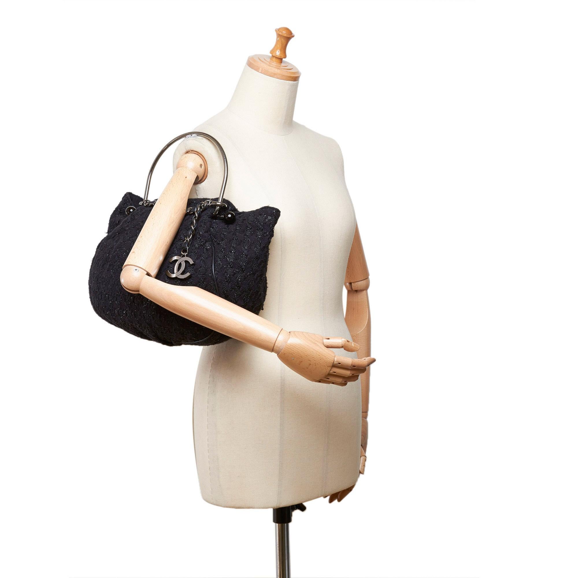 Vintage Authentic Chanel Tweed Boucle Knitting Handbag France w Dust Bag LARGE  For Sale 4
