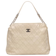 Vintage Authentic Chanel White Leather Matelasse Shoulder Bag France w LARGE 