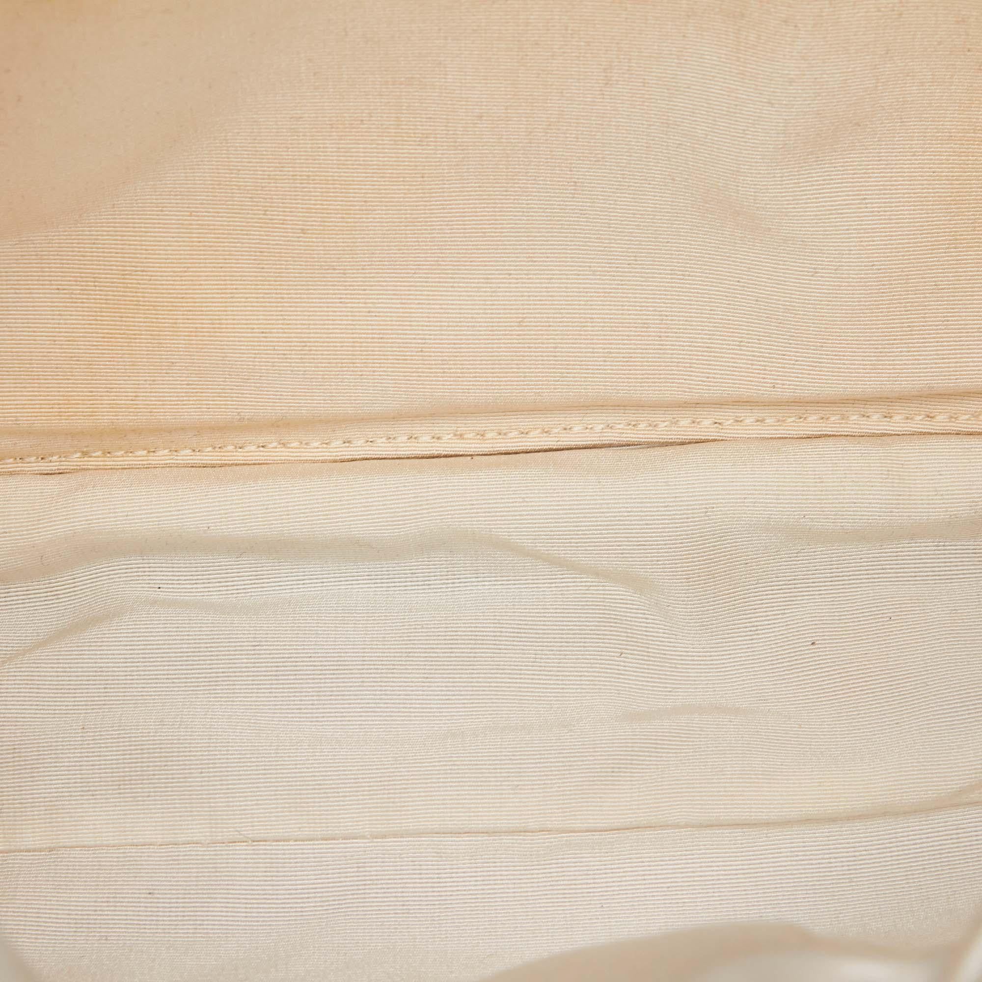 Vintage Authentic Chanel White Reissue Jumbo Flap Bag France w Dust Bag JUMBO  For Sale 1