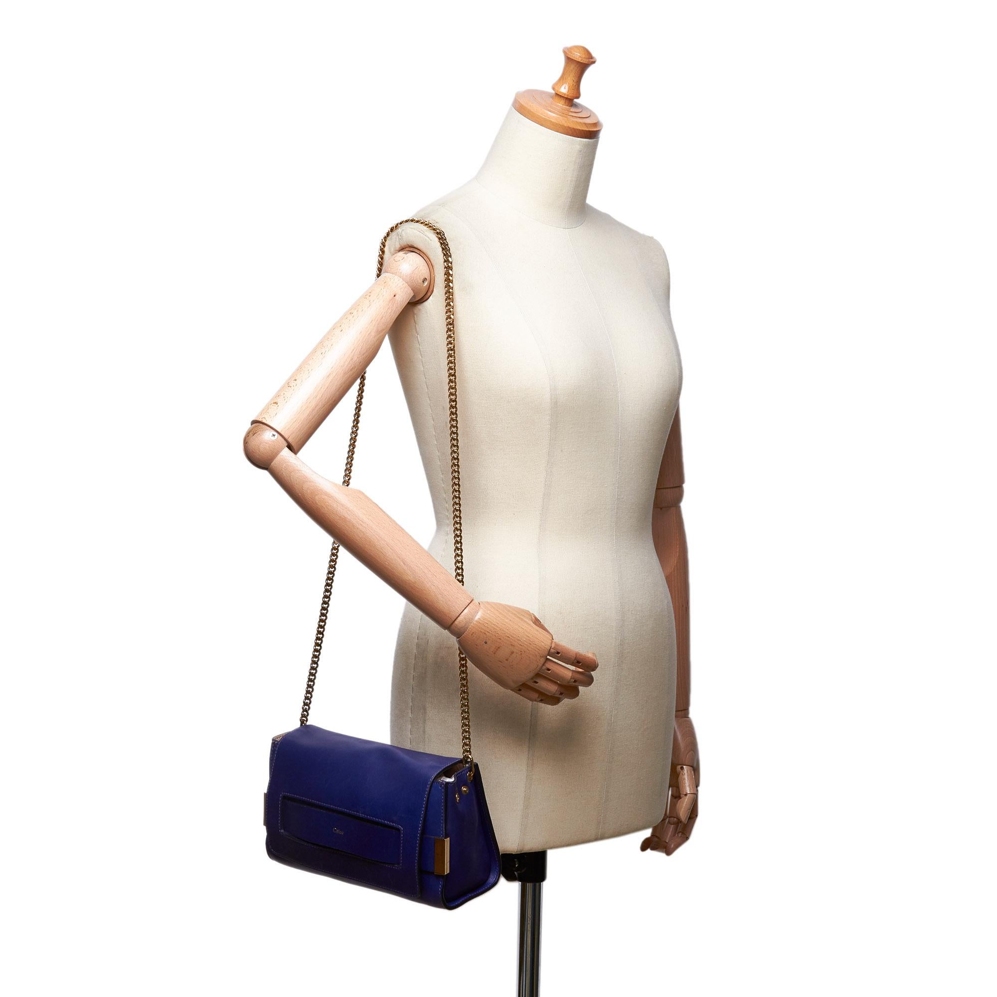 Vintage Authentic Chloe Leather Elle Crossbody Bag Italy w Dust Bag MEDIUM  For Sale 5