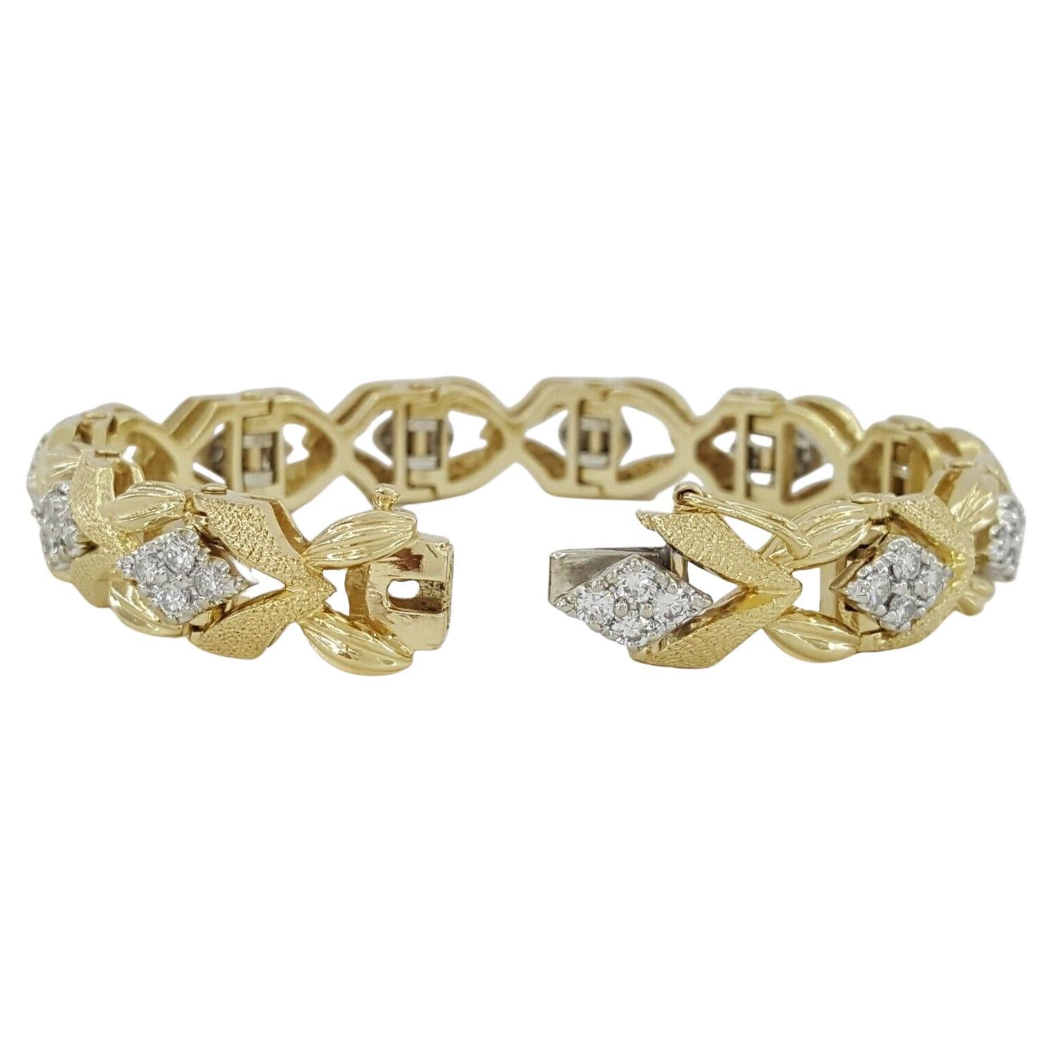 Round Cut Vintage Authentic Diamond and Yellow Gold Bracelet For Sale