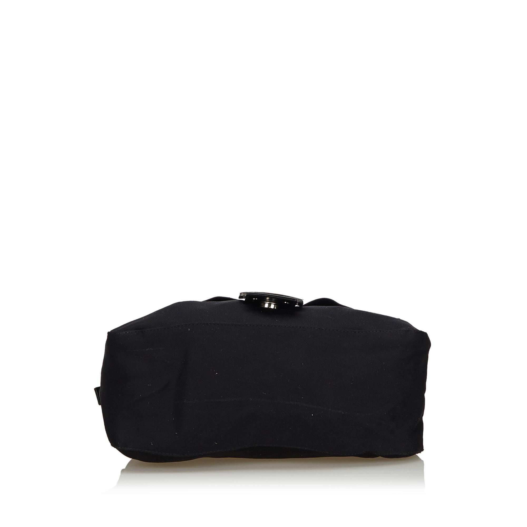 Women's Vintage Authentic Fendi Black Mamma Baguette Shoulder Bag Italy MEDIUM For Sale