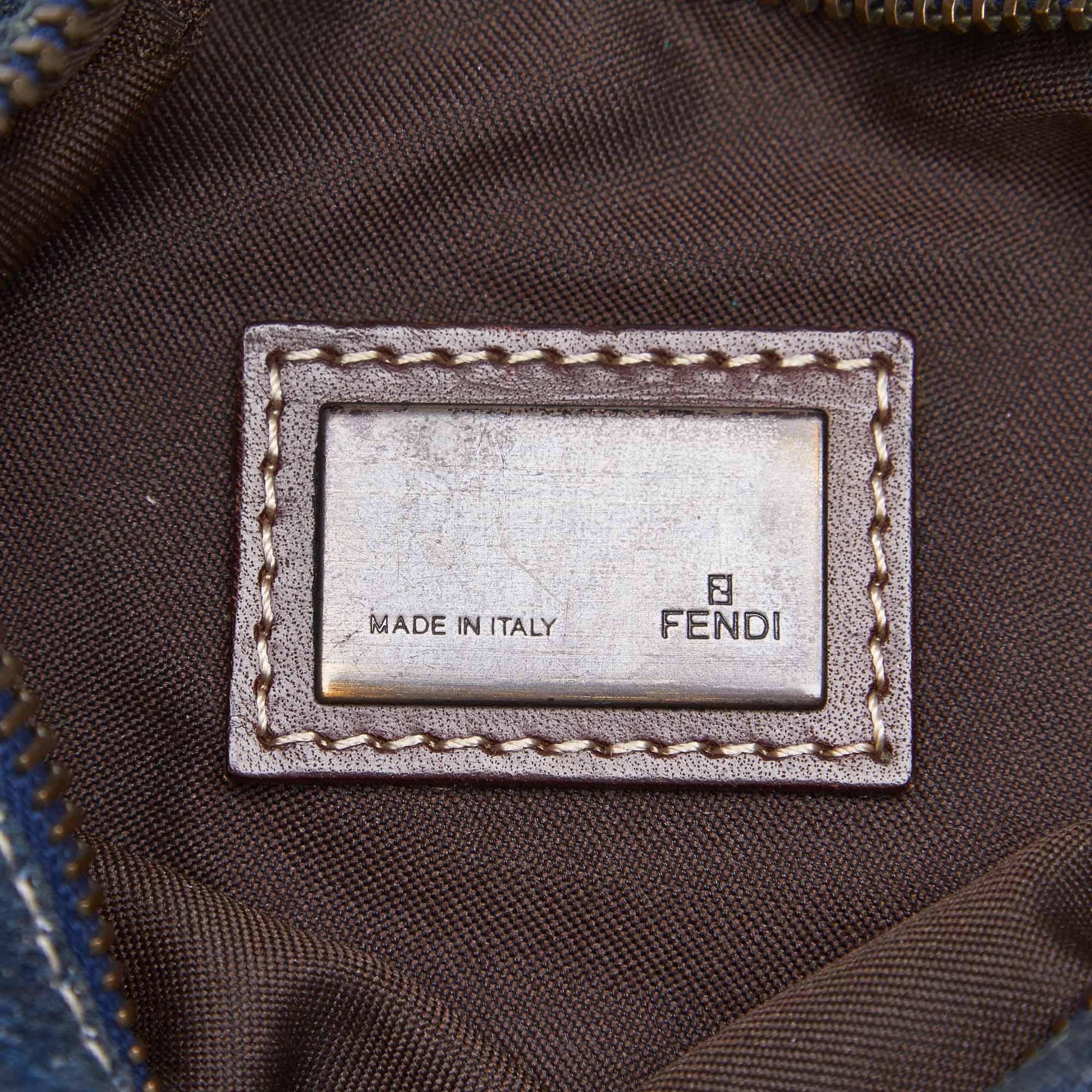 Vintage Authentic Fendi Blue Dark Oyster Shoulder Bag Italy w Dust Bag MEDIUM  For Sale 1