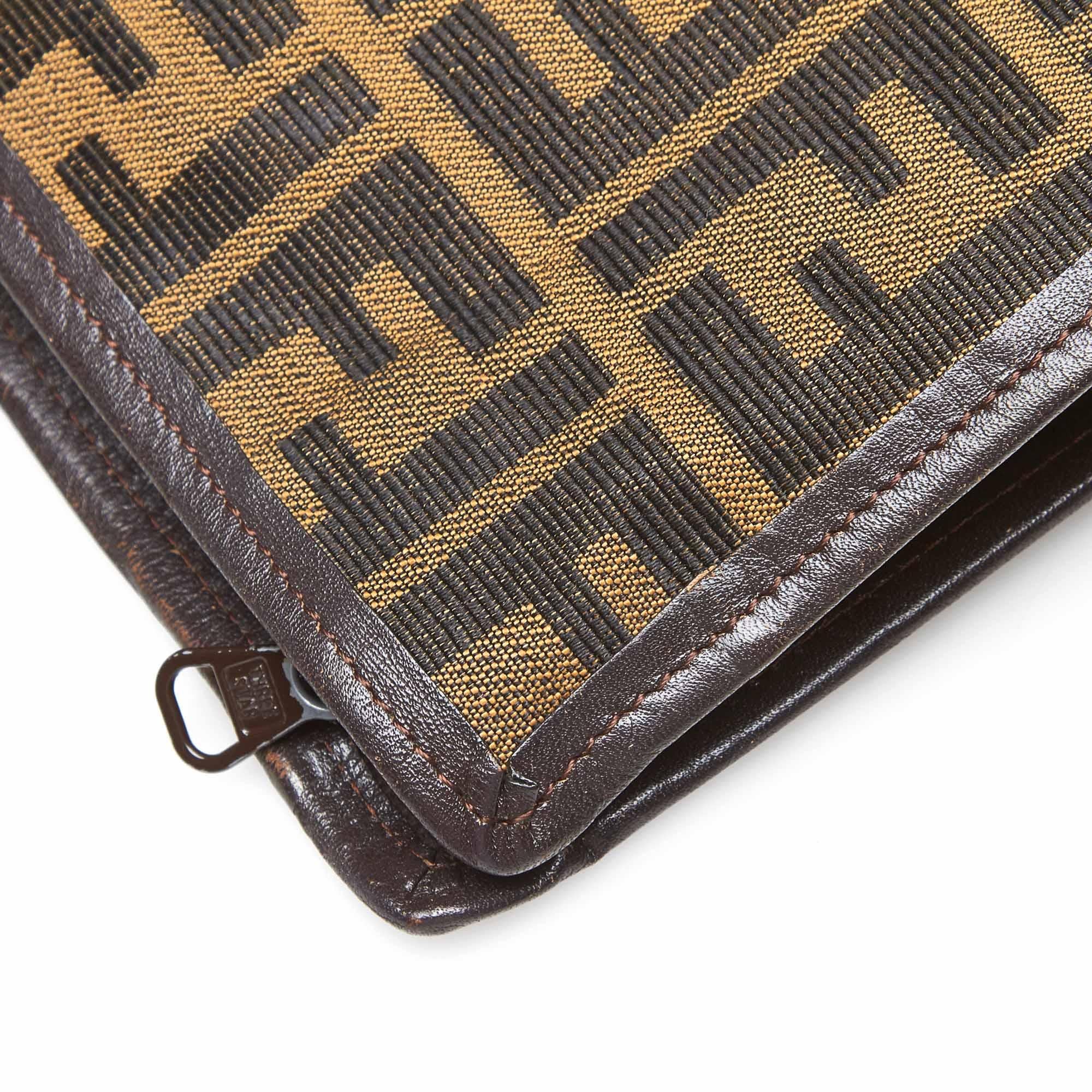 Vintage Authentic Fendi Brown Canvas Fabric Zucca Clutch Bag Italy SMALL  4