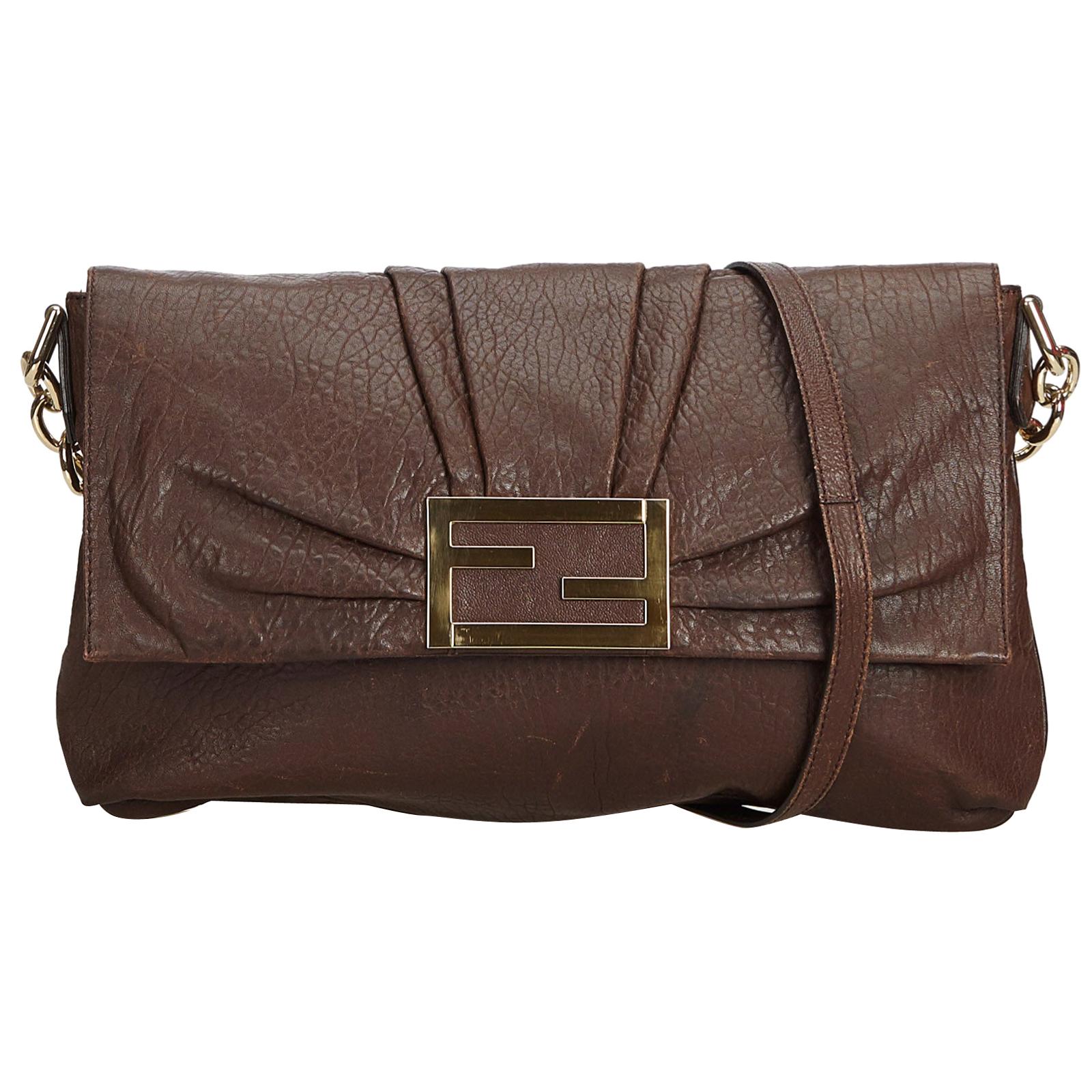 Vintage Authentic Fendi Brown Leather Mia Crossbody Bag Italy MEDIUM  For Sale
