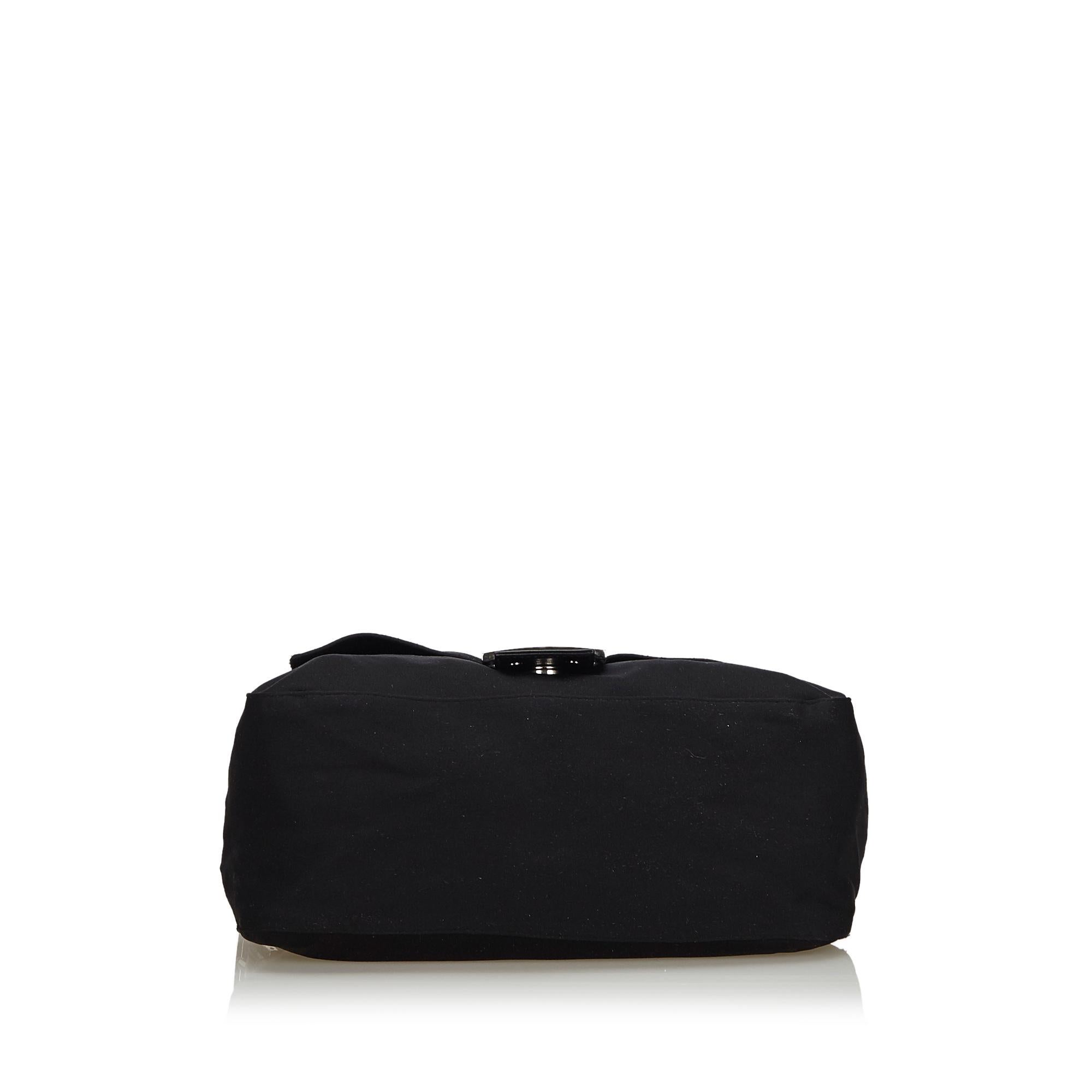 Black Vintage Authentic Fendi Mamma Baguette Shoulder Bag Italy w Dust Bag MEDIUM 