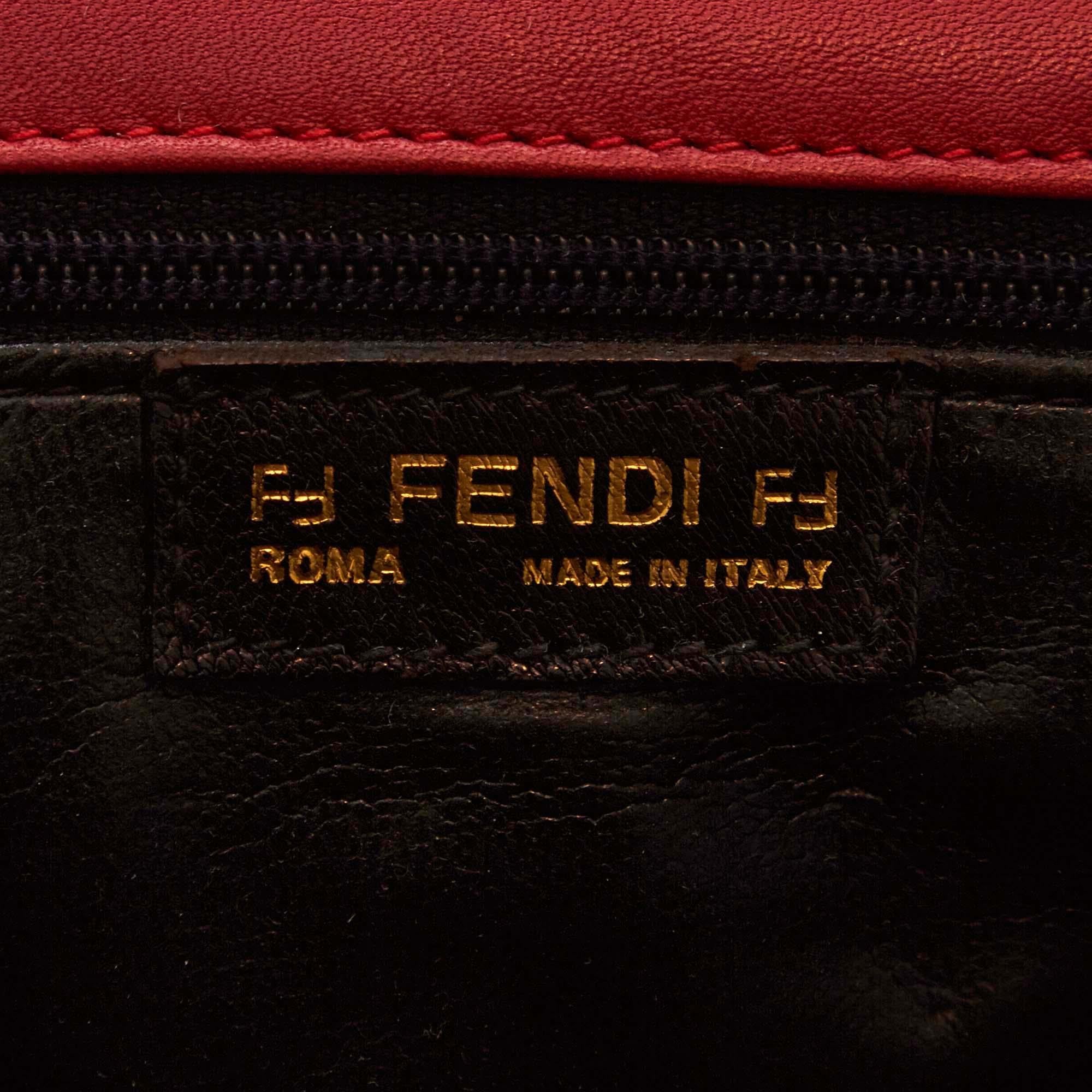 Vintage Authentic Fendi Red Leather Crossbody Bag Italy SMALL  For Sale 2