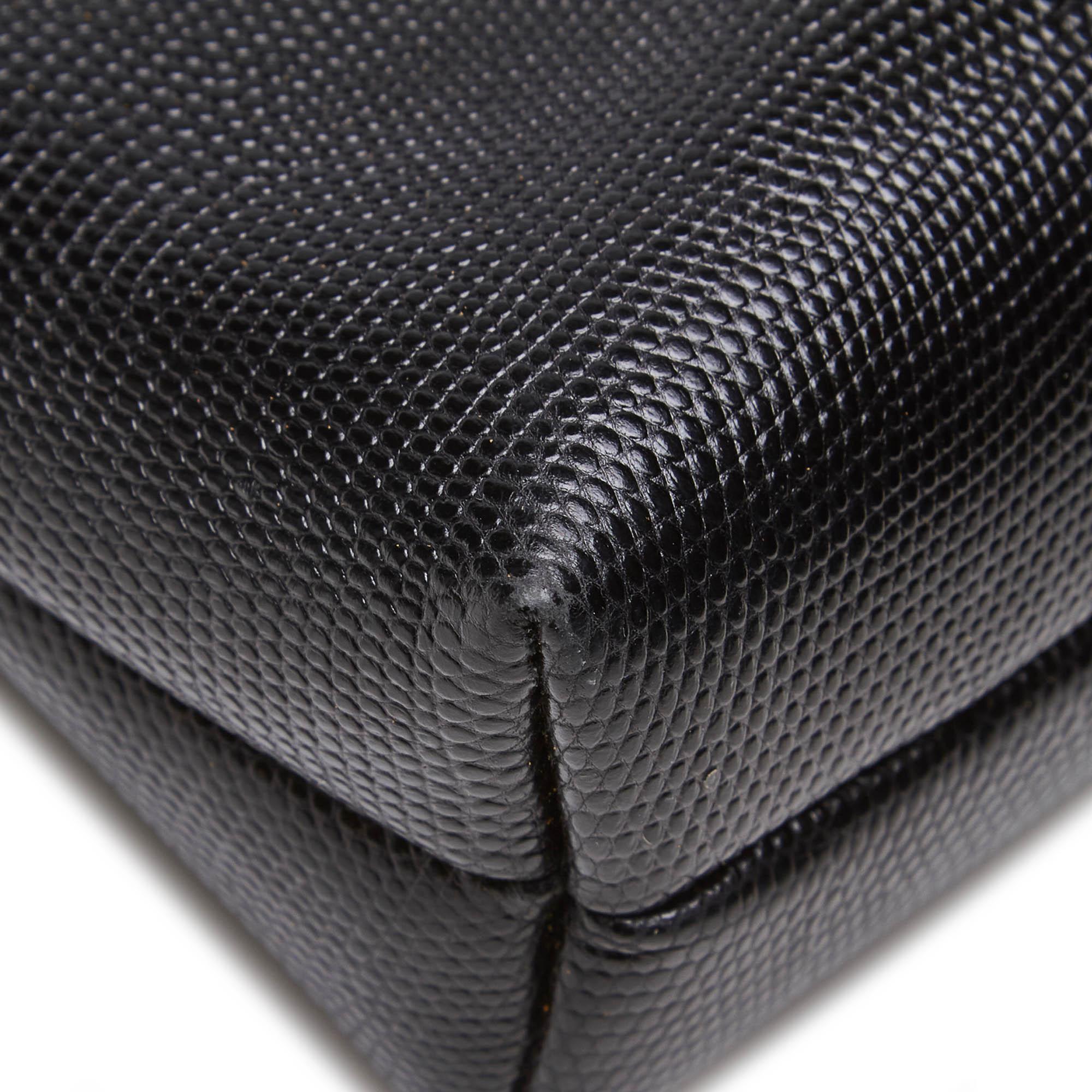 Vintage Authentic Ferragamo Black Leather Vara Crossbody Bag Italy MEDIUM  For Sale 4