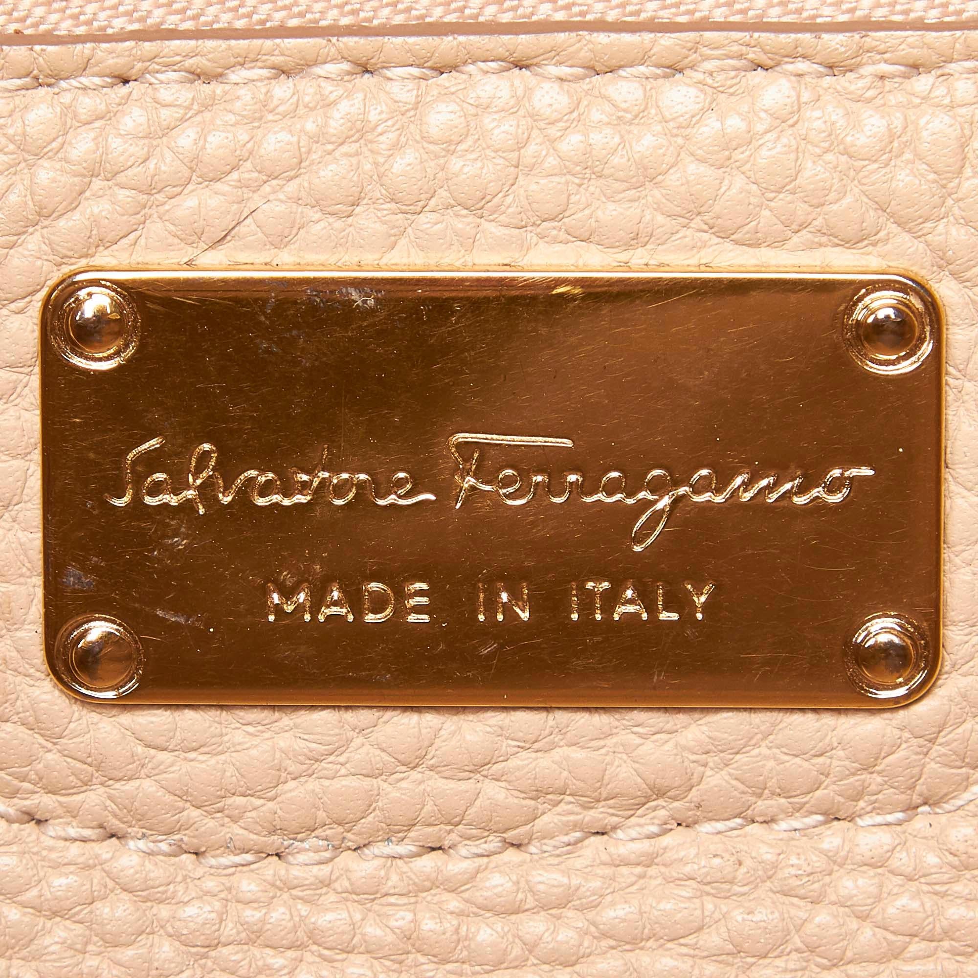 Vintage Authentic Ferragamo Brown Beige Calf Leather Satchel Italy MEDIUM  For Sale 3