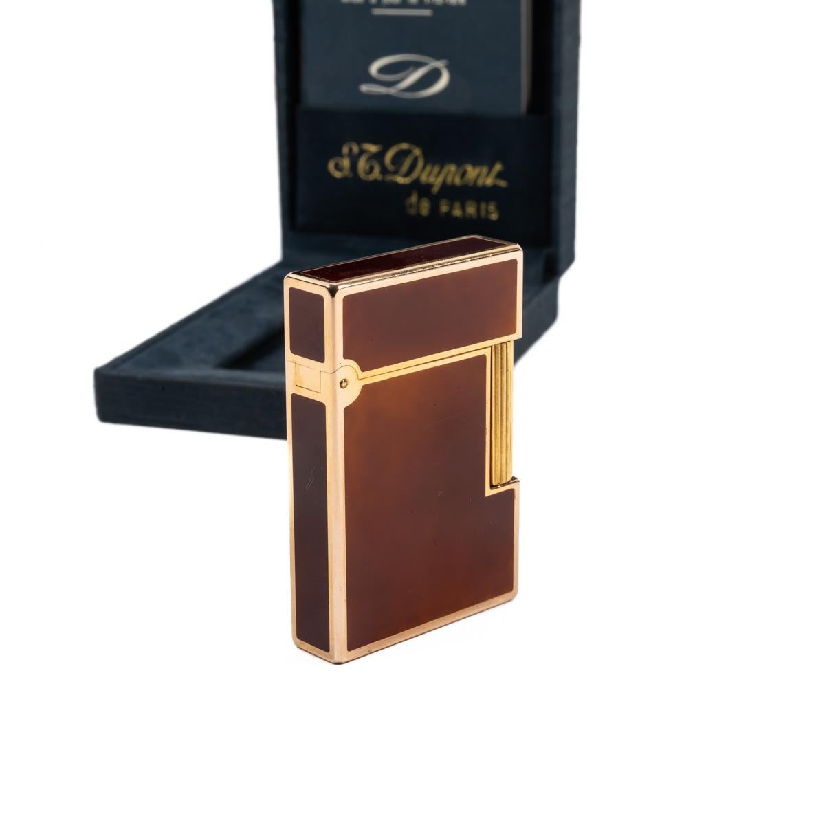 Vintage Authentic Gold plated Ligne 2 ST Dupont Lighter in Fire Lacquer 1990s 2