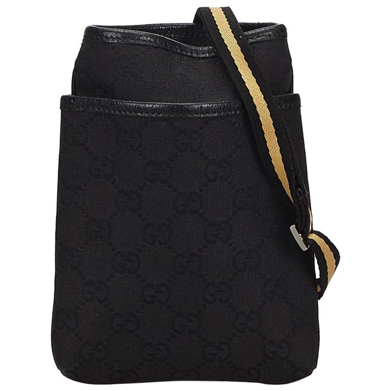 Vintage Authentic Gucci Black Canvas Fabric GG Crossbody Bag ITALY SMALL For Sale at 1stDibs