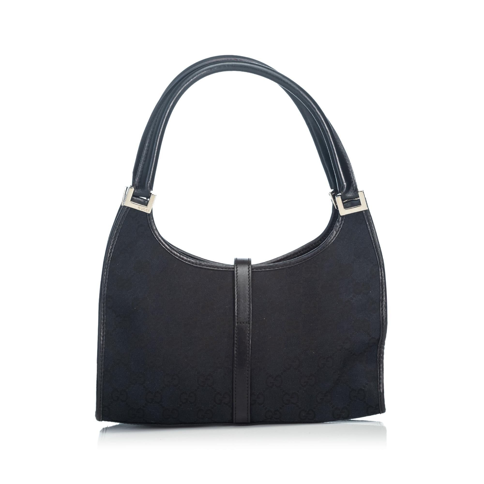 Vintage Authentic Gucci Black Canvas Fabric GG Jackie Shoulder Bag ITALY MEDIUM In Good Condition In Orlando, FL