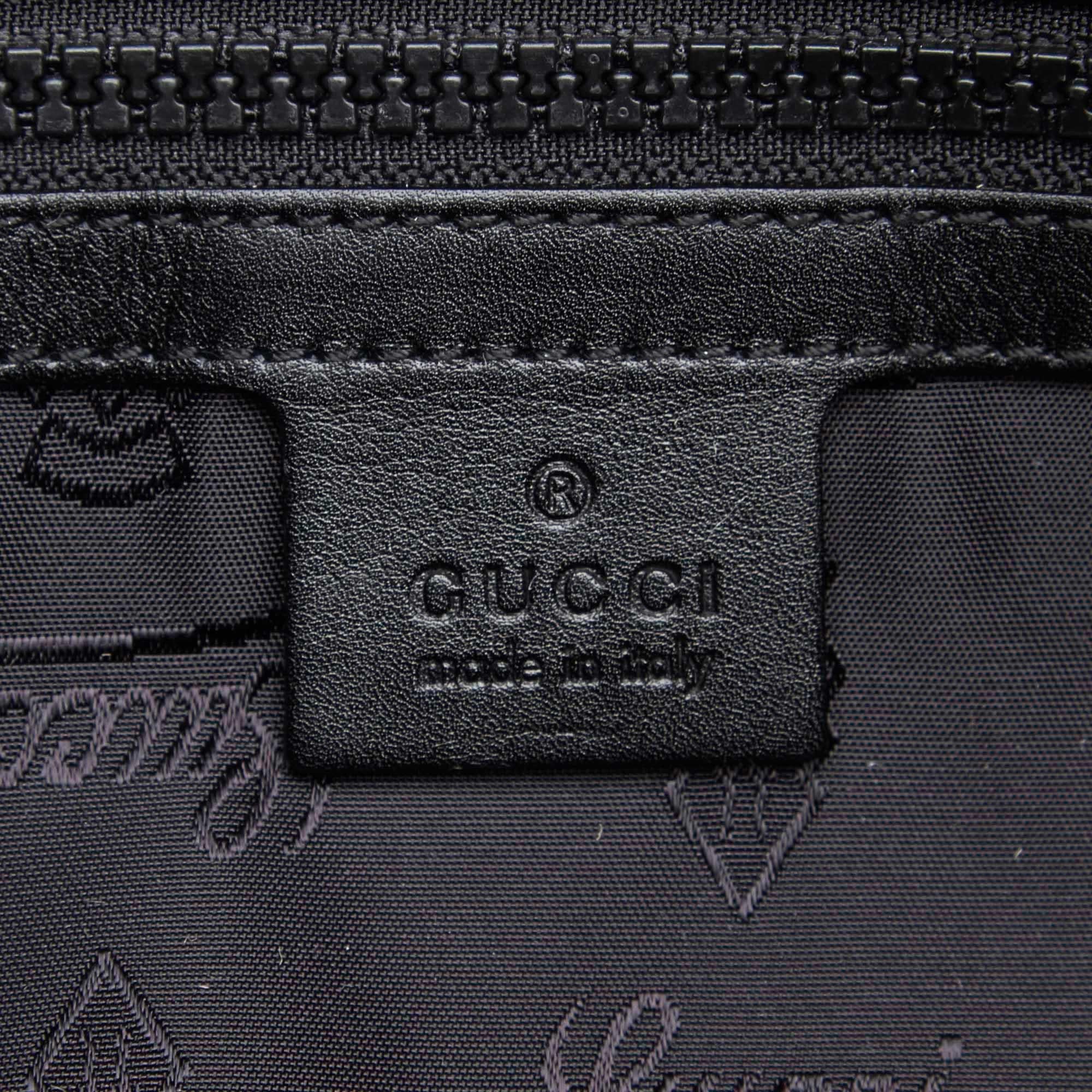Vintage Authentic Gucci Black Coated Canvas Fabric Joy Boston Bag Italy LARGE  For Sale 2