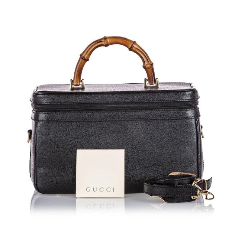 Vintage Authentic Gucci Black Leather Bamboo Vanity Bag ITALY SMALL For Sale at 1stDibs