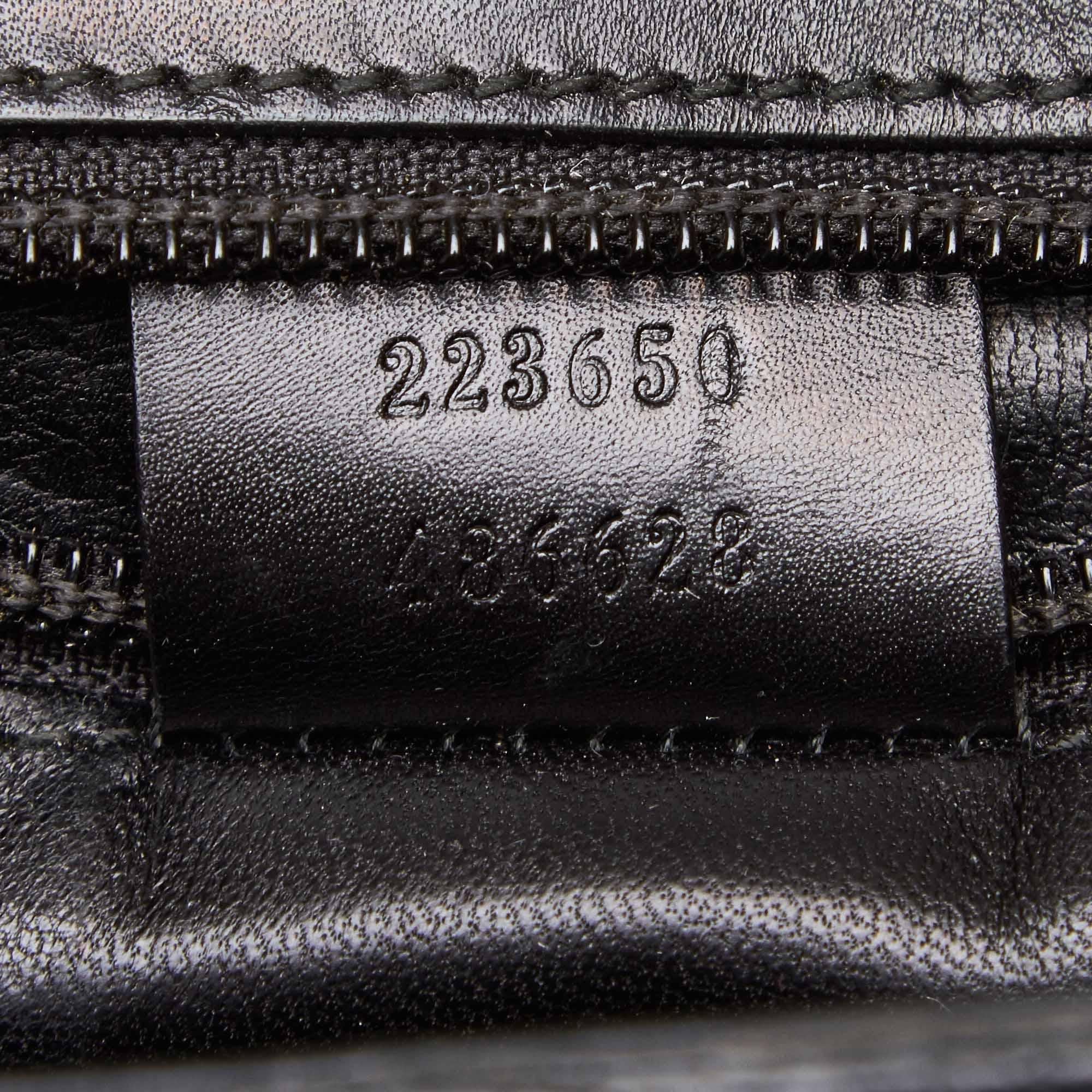 Vintage Authentic Gucci Black Leather Business Bag Italy MEDIUM  For Sale 3