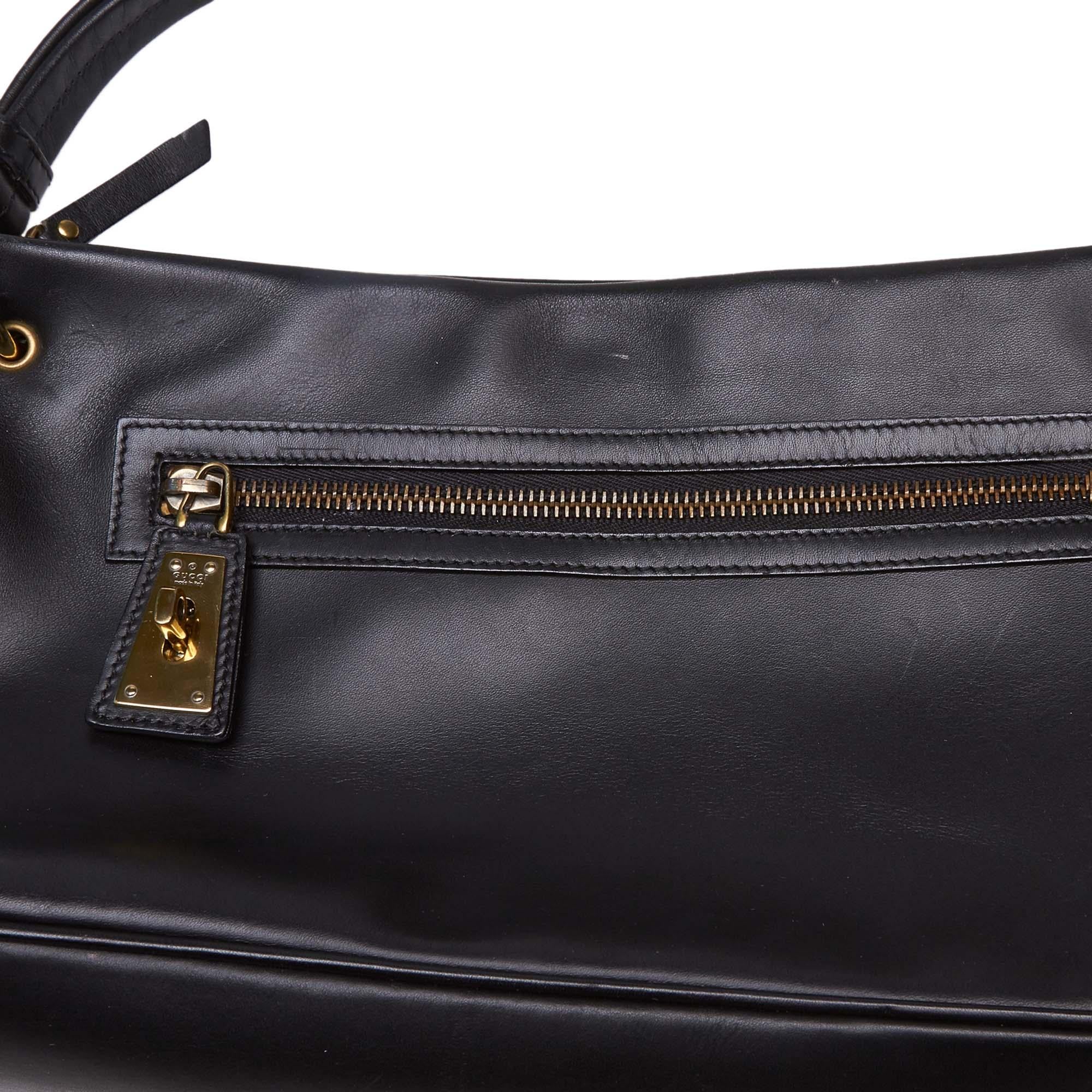 Vintage Authentic Gucci Black Leather Shoulder Bag Italy MEDIUM  For Sale 6