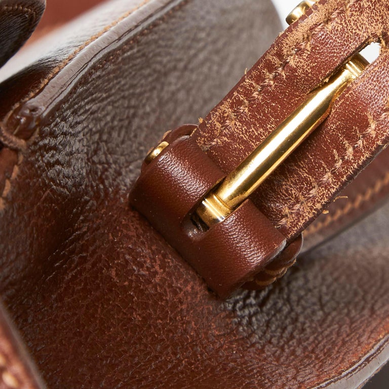 Vintage Authentic Gucci Brown Dark Brown Leather Saddle Bag Italy