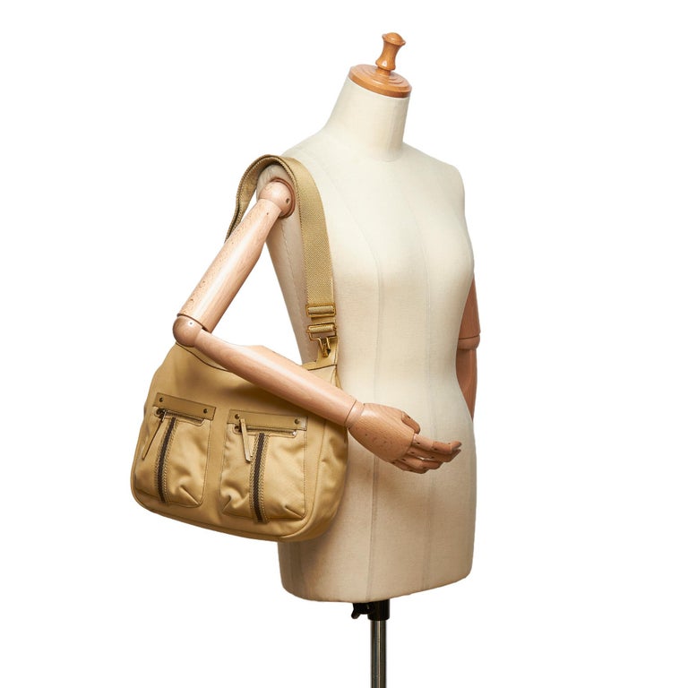 Vintage Authentic Gucci Canvas Fabric Shoulder Bag Italy w ...