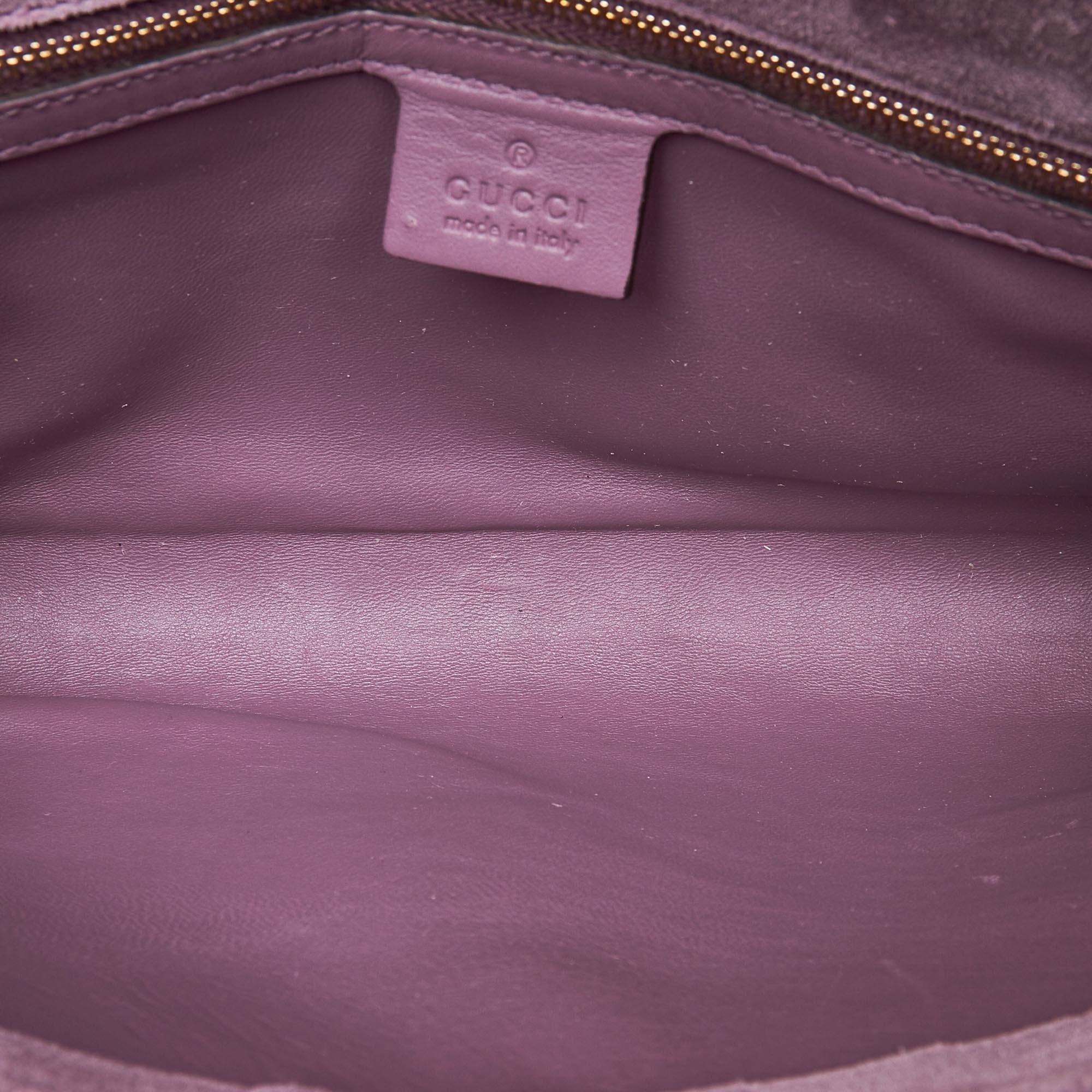 Women's Vintage Authentic Gucci Purple Microguccissima Broadway Clutch Italy SMALL  For Sale