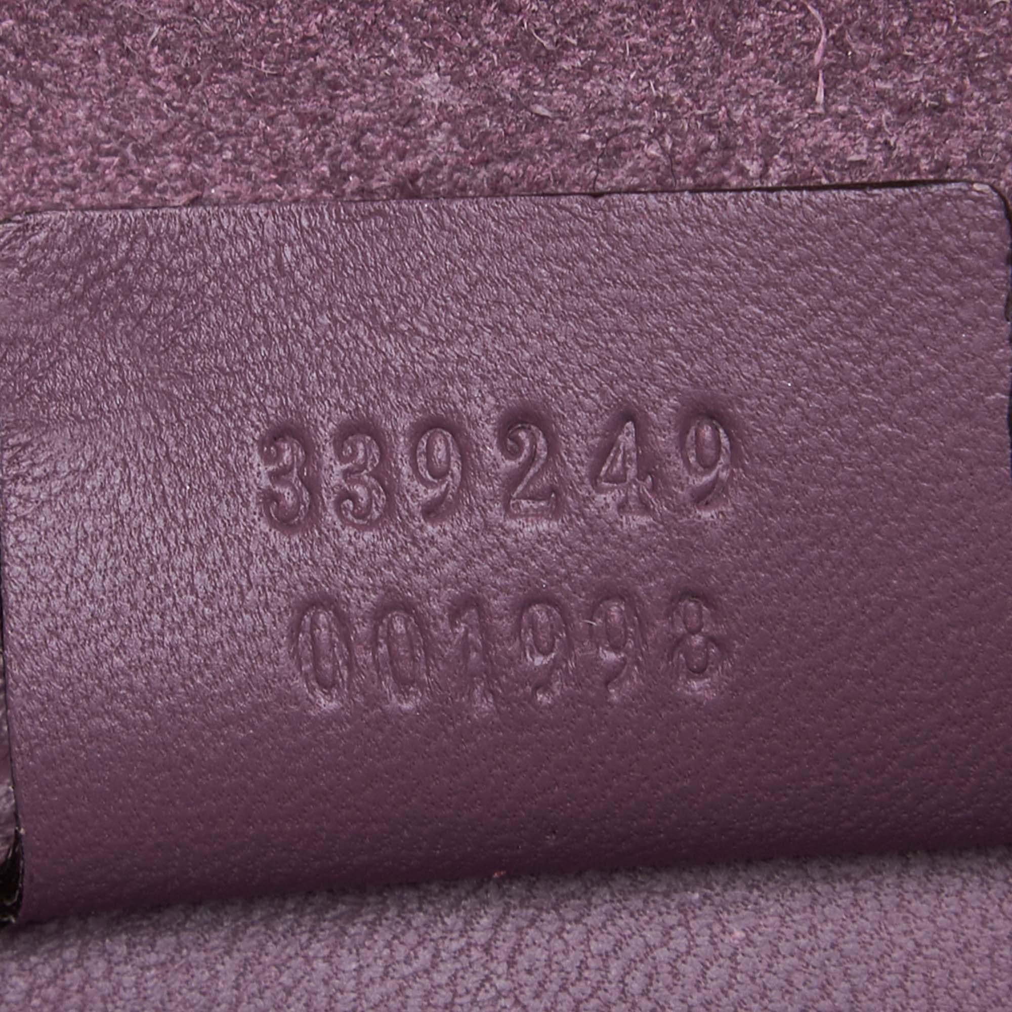 Vintage Authentic Gucci Purple Microguccissima Broadway Clutch Italy SMALL  For Sale 2