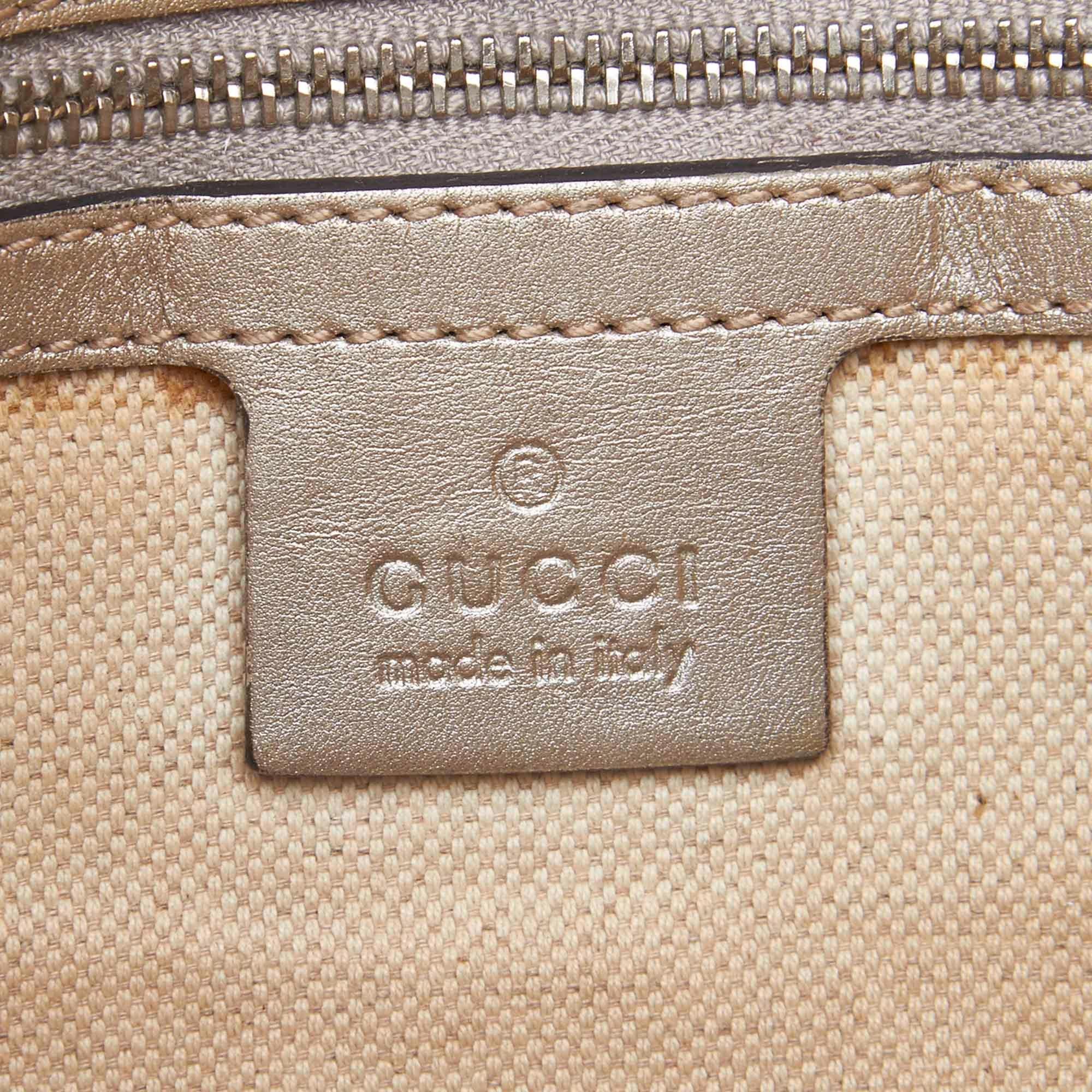 Vintage Authentic Gucci Silver GG Supreme Imprime Tote Bag Italy LARGE  For Sale 2