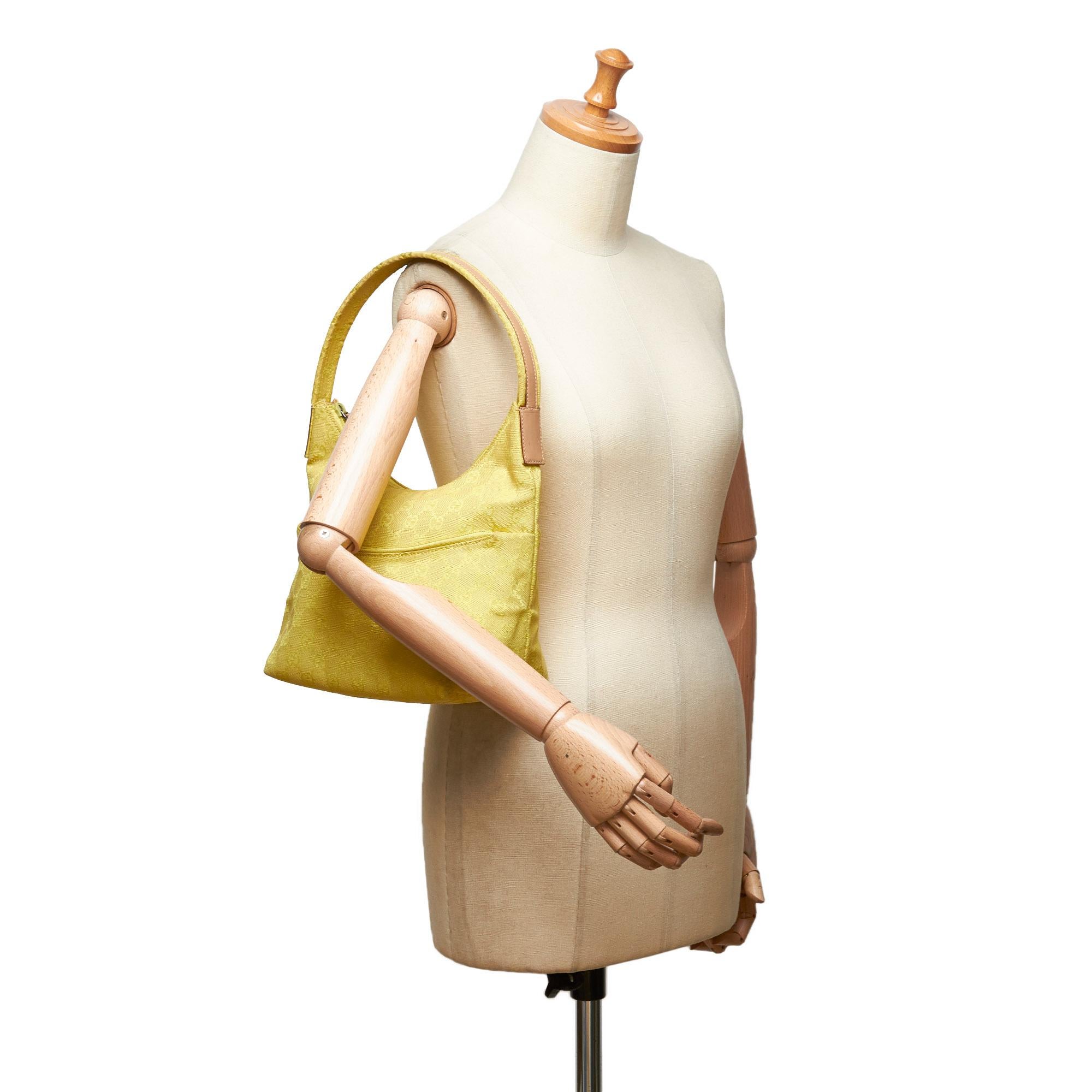 Vintage Authentic Gucci Yellow Jacquard Fabric GG Hobo Bag Italy SMALL  For Sale 11