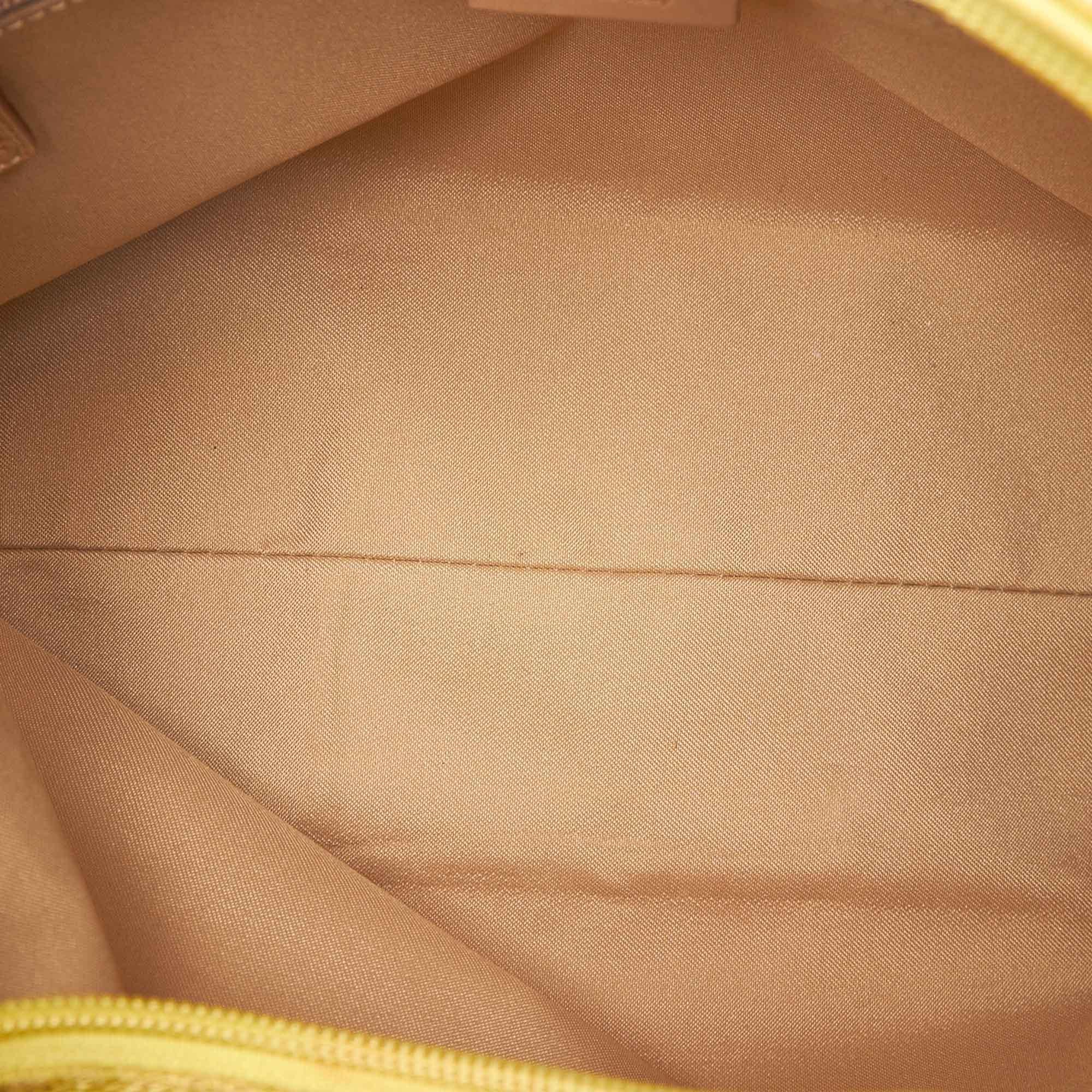 Vintage Authentic Gucci Yellow Jacquard Fabric GG Hobo Bag Italy SMALL For Sale 1