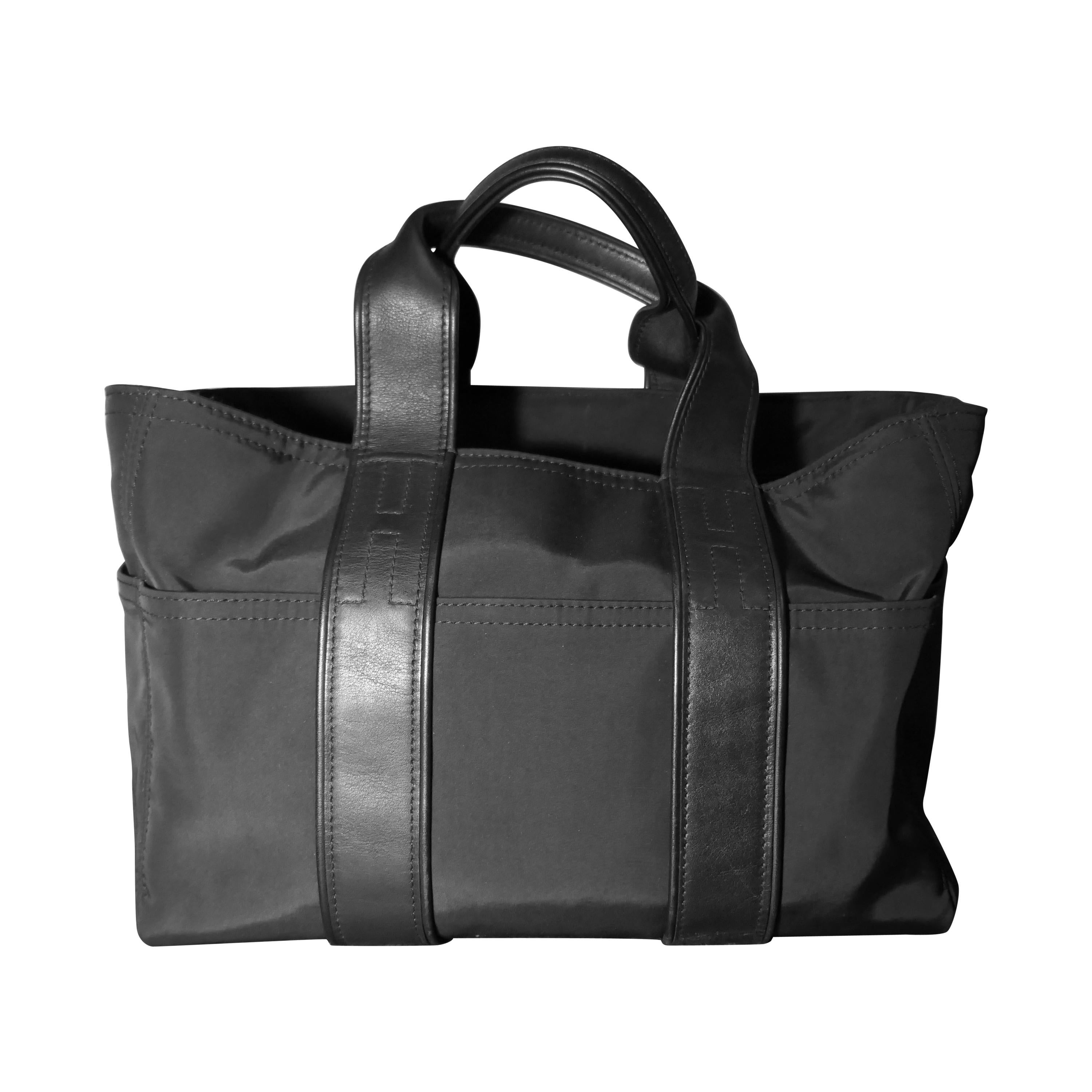 Sac cabas Acapulco PM vintage authentique Hermès en cuir noir et tissu de nylon en vente