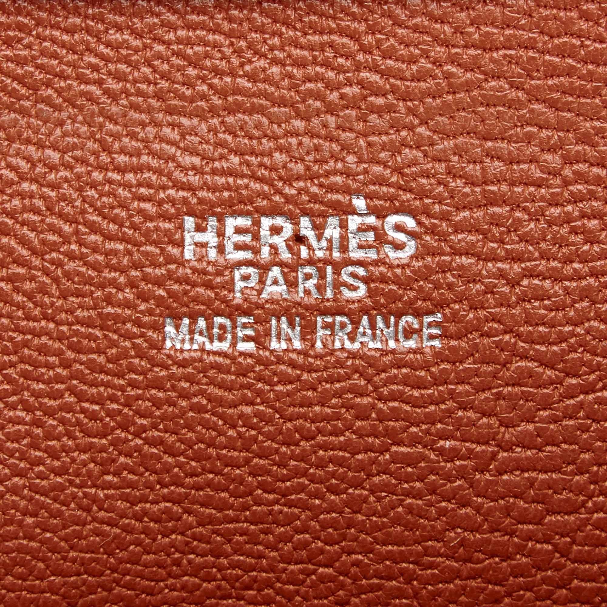 Vintage Authentic Hermes White Ivory Canvas Berlingot MM FRANCE MEDIUM  For Sale 2