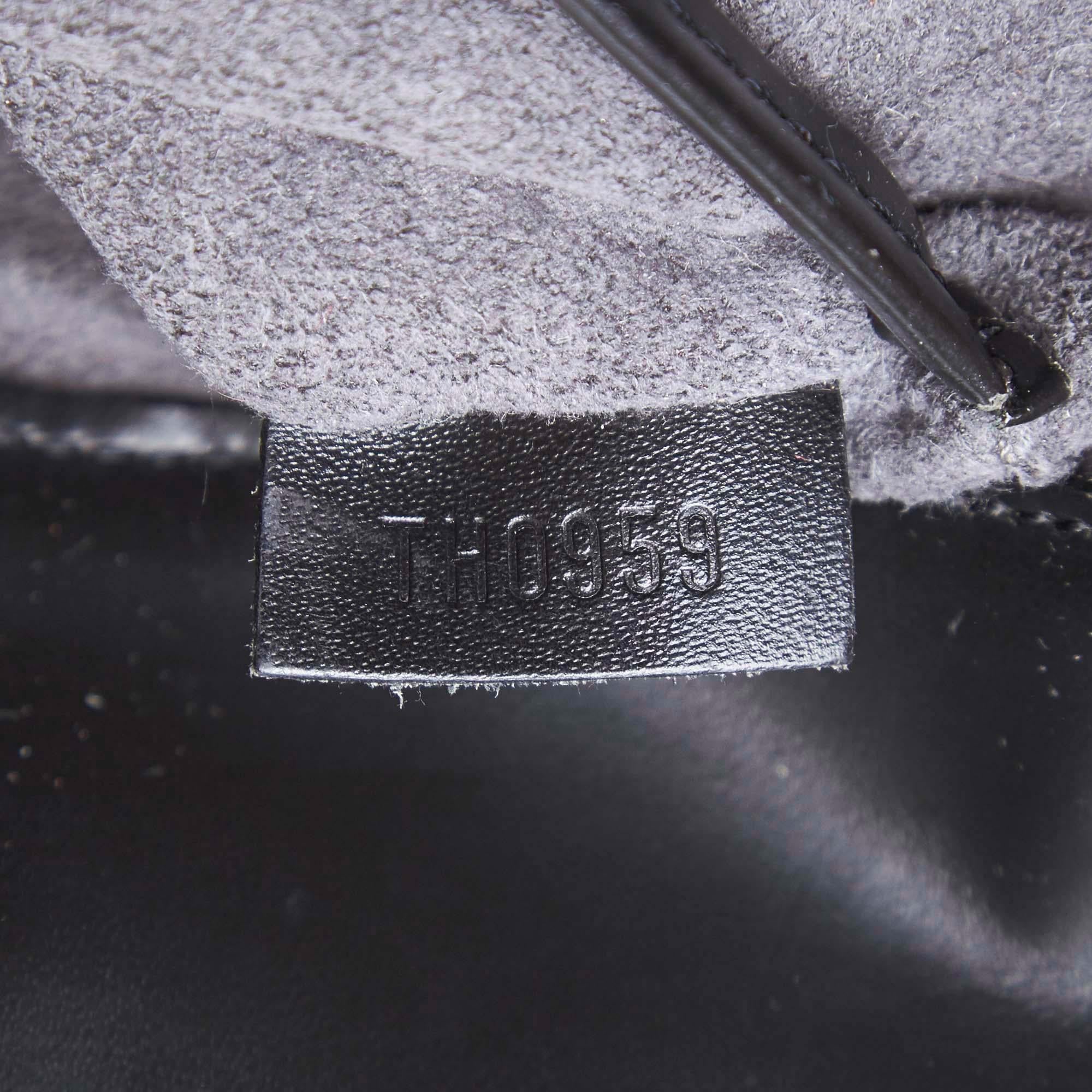Vintage Authentic Louis Vuitton Black Epi Leather Reverie France MEDIUM  3