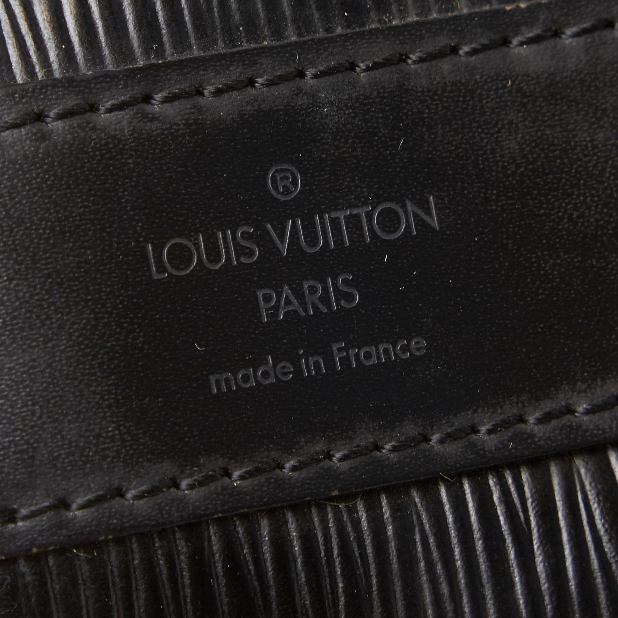 Vintage Authentic Louis Vuitton Black Epi Leather Sac a Dos France LARGE  For Sale 2