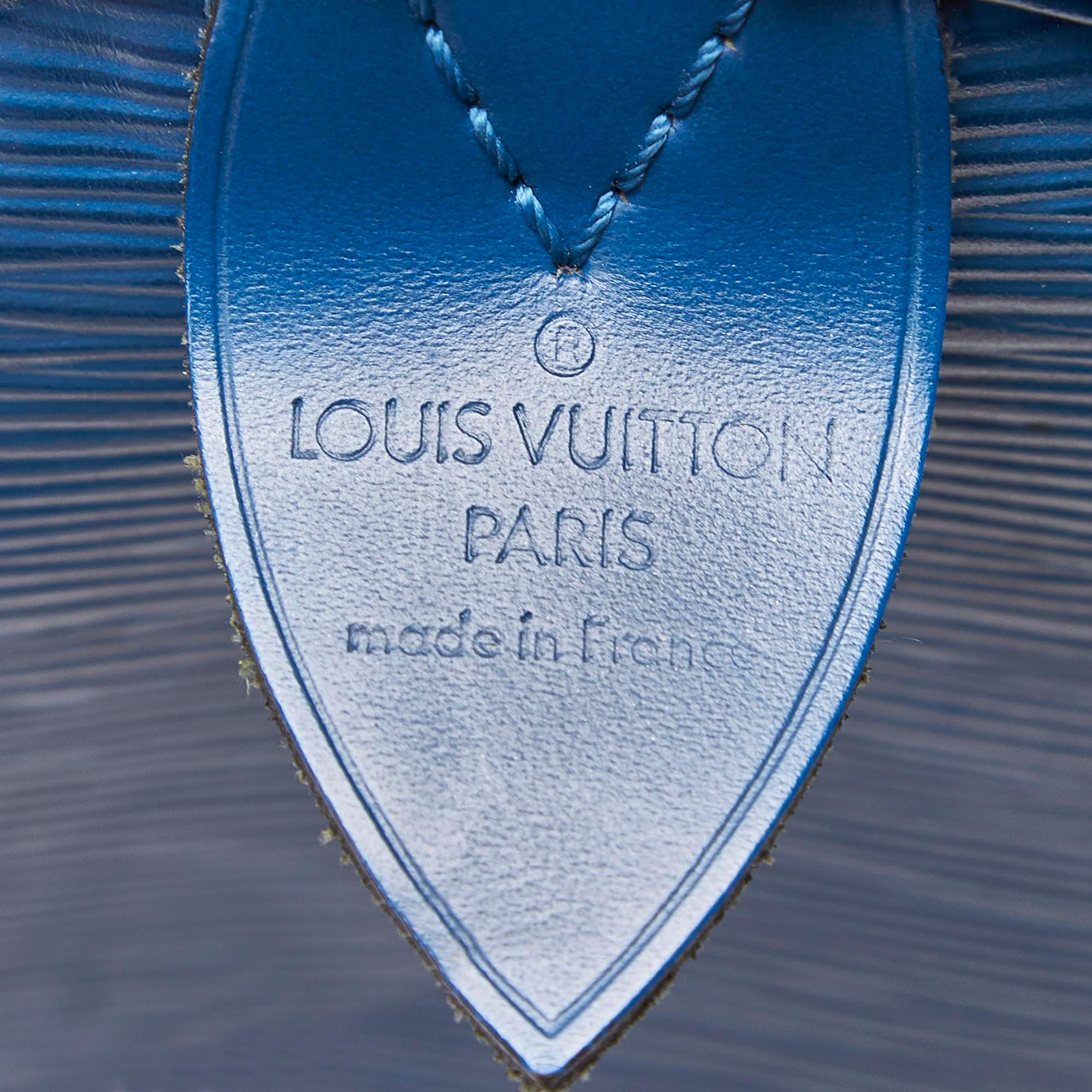 Vintage Authentic Louis Vuitton Blue Epi Leather Speedy 30 France MEDIUM  For Sale 2