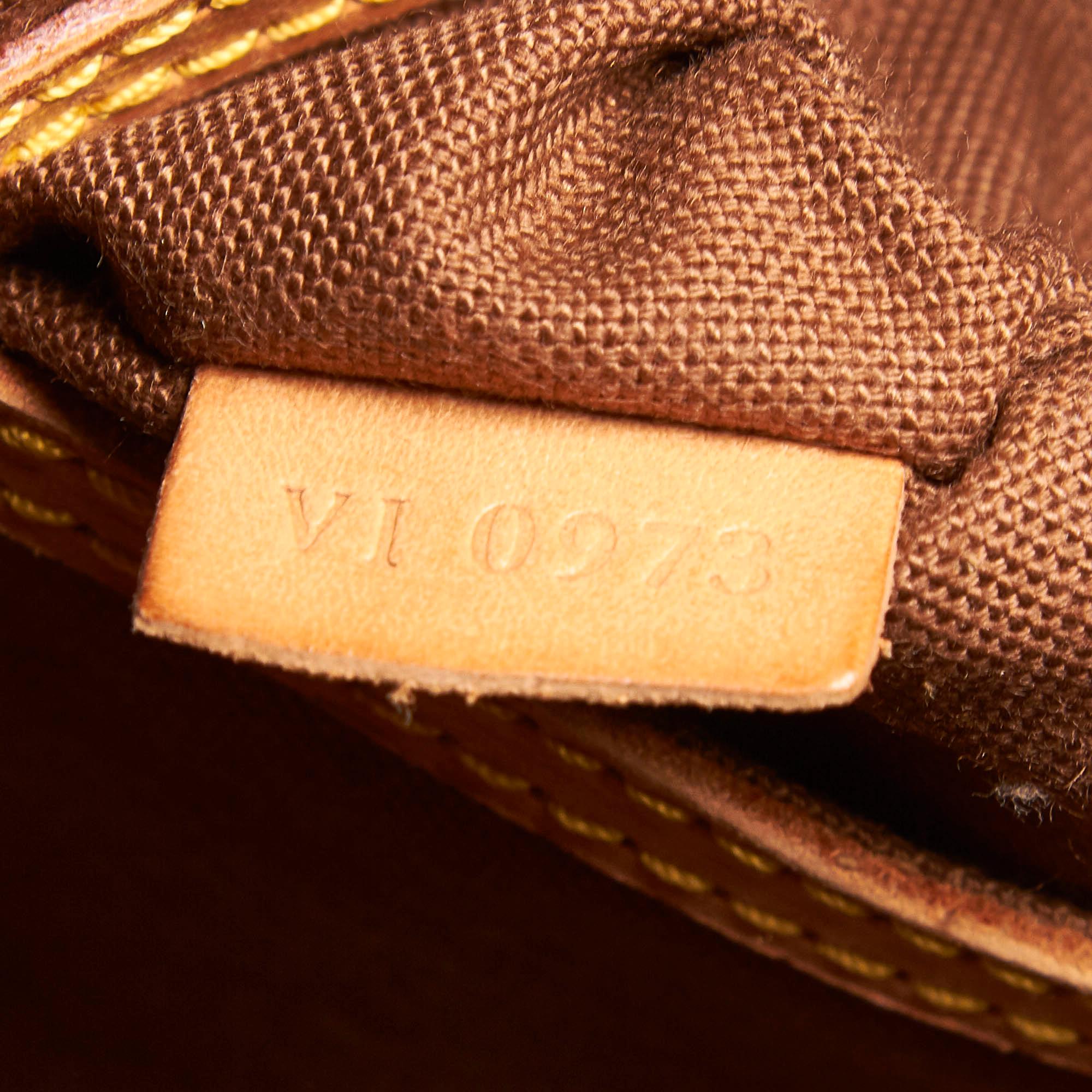 Vintage Authentic Louis Vuitton Brown Alma PM France w Padlock Padlock SMALL  For Sale 3