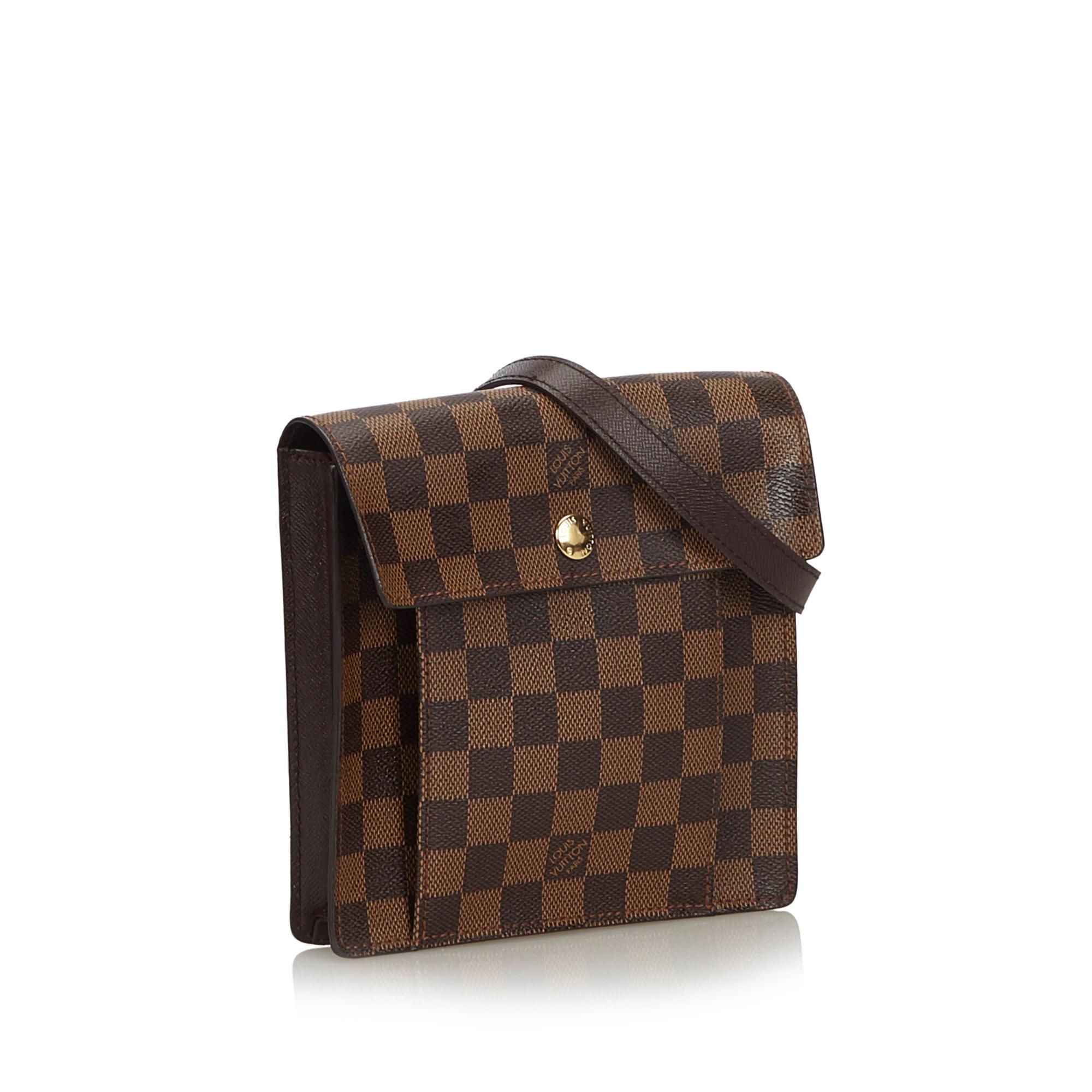 The Pimlico features a damier canvas body, an adjustable leather strap, and a front flap with a button snap closure. It carries as AB condition rating.

Inclusions: 
This item does not come with inclusions.


Louis Vuitton pieces do not come with an