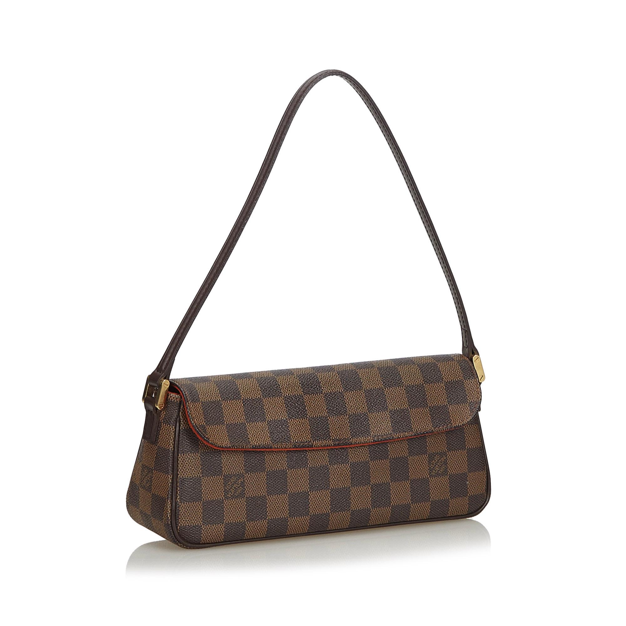 The Recoleta features a damier ebene body, a flat leather strap, a front flap with a magnetic closure, and an interior slip pocket. It carries as B+ condition rating.

Inclusions: 
This item does not come with inclusions.


Louis Vuitton pieces do