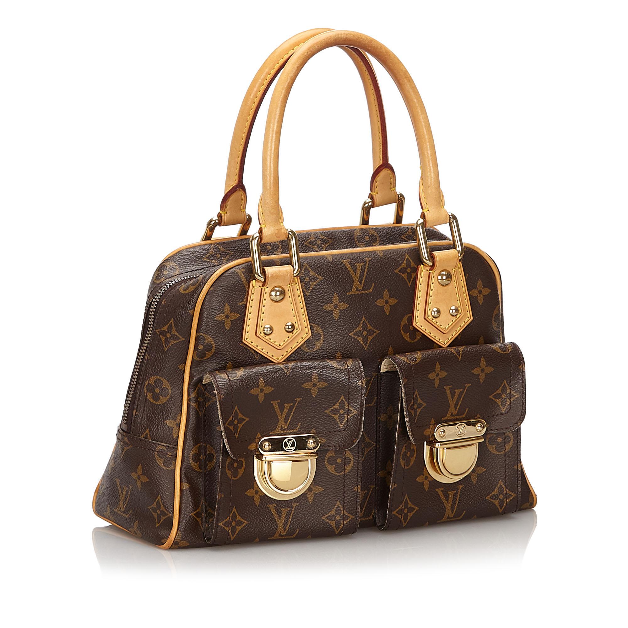 The Manhattan PM features a monogram canvas body, rolled leather handles, exterior flap pockets with gold-tone hardware and buckle closures, a top zip closure, and an interior slip pocket. It carries as AB condition rating.

Inclusions: 
Dust