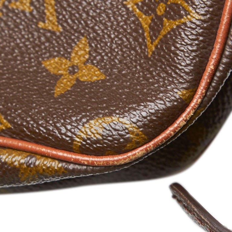 Used] Louis Vuitton Rare Casizeram Shorts Silk Brown 34 Monogram ref.483023  - Joli Closet