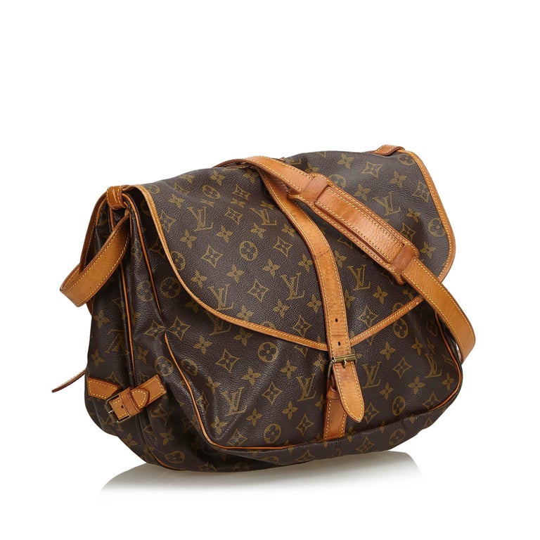 louis vuitton monogram canvas saumur 35
