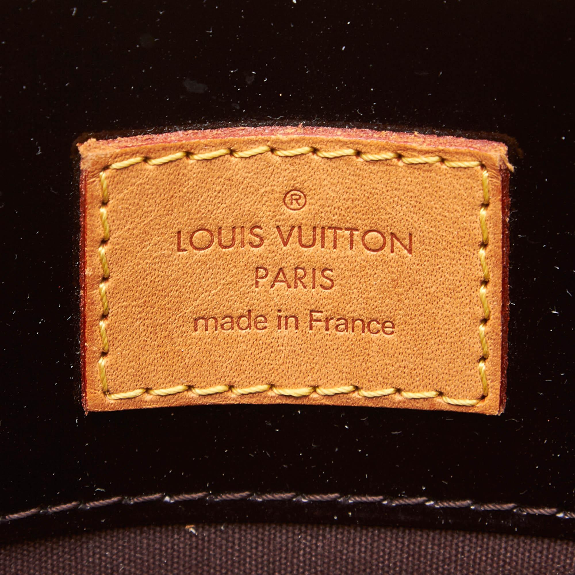 Vintage Authentic Louis Vuitton Purple Vernis Leather Reade PM France SMALL  im Angebot 1