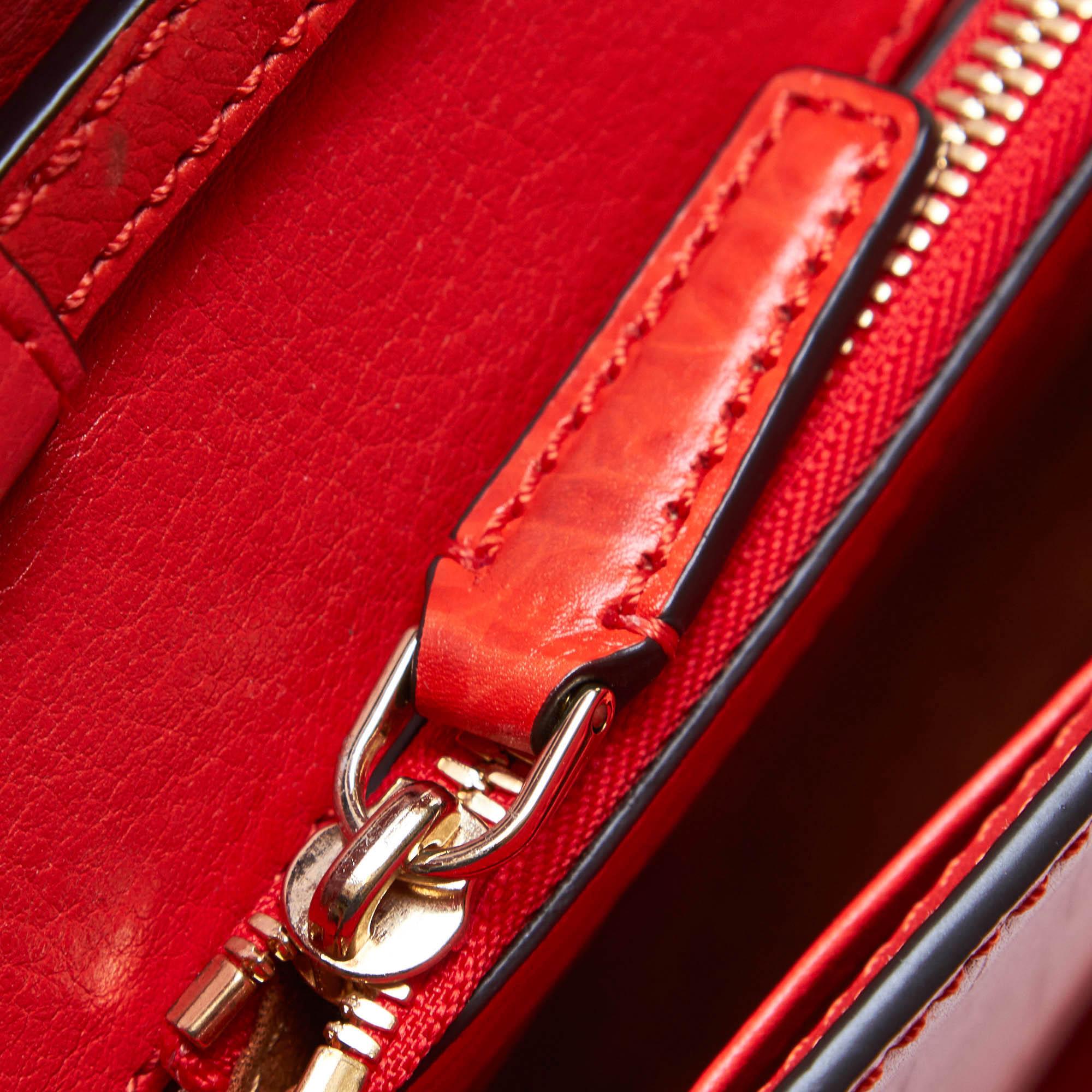 Vintage Authentic MCM Red Leather Embossed Shoulder Bag Germany MEDIUM  For Sale 3