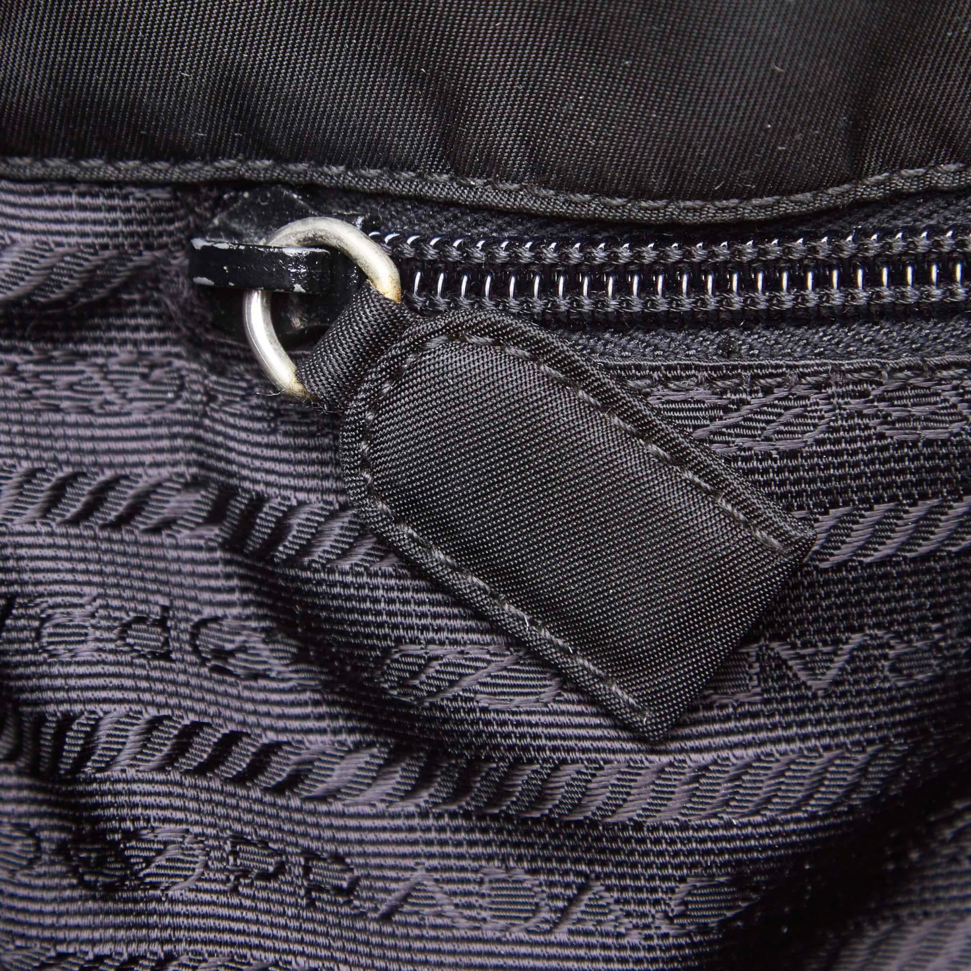 Vintage Authentic Prada Black Chain Tote Bag Italy w Authenticity Card LARGE For Sale 3